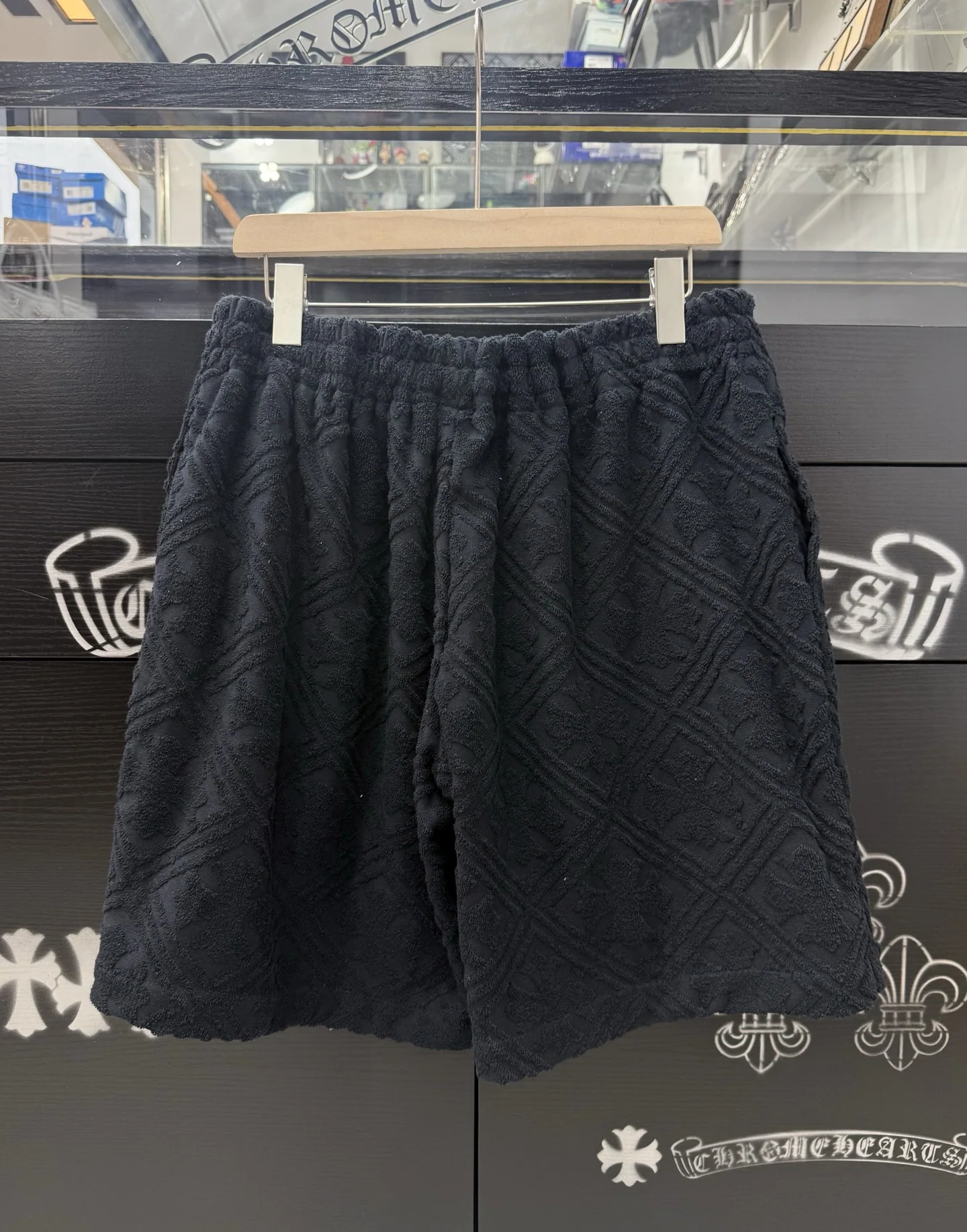 크롬하츠 모노그램 크로스 패치 블랙 테리클로스 반바지 상세 이미지 6