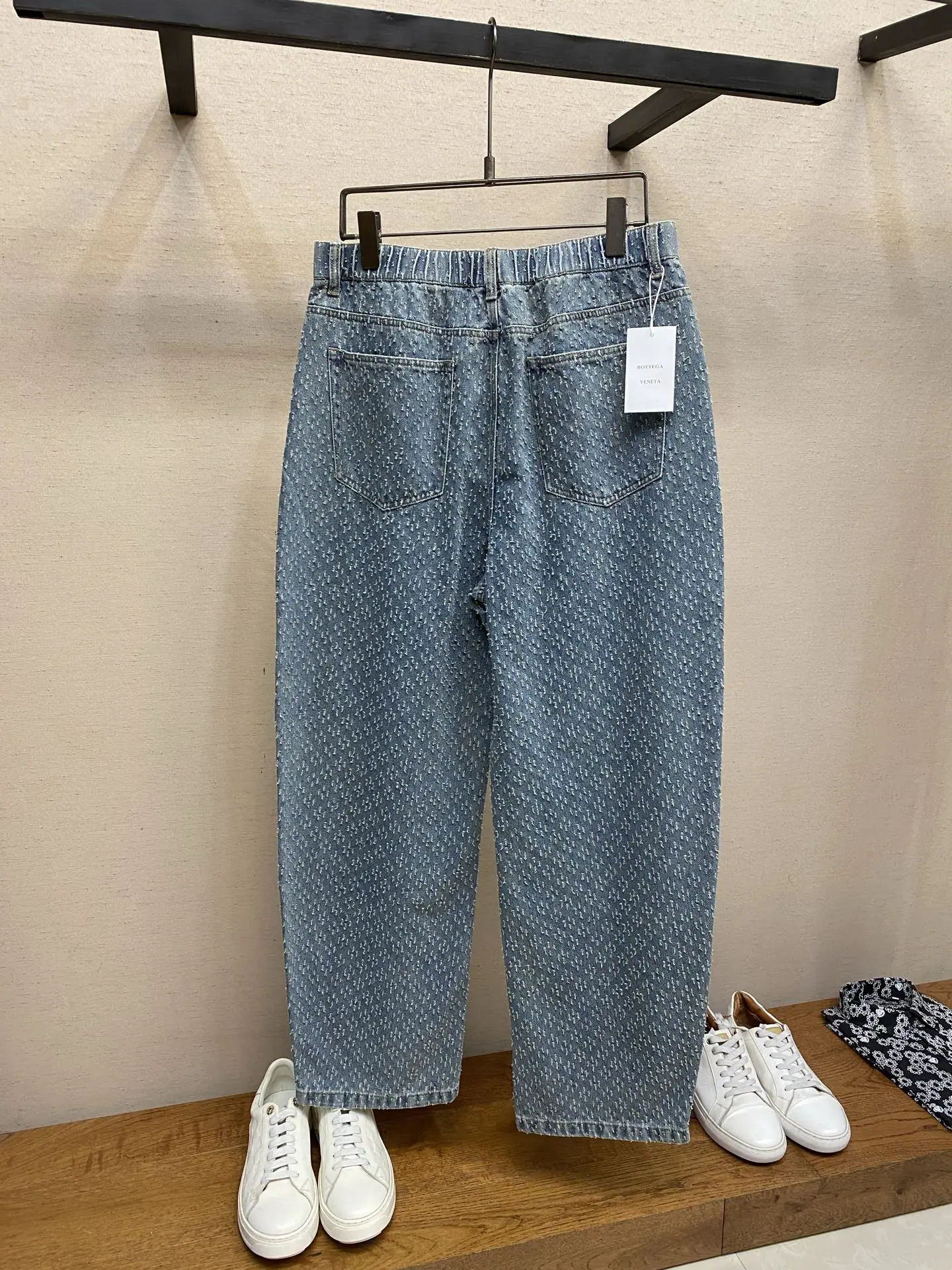 보테가베네타 와이드 레그 데님 바지 상세 이미지 2