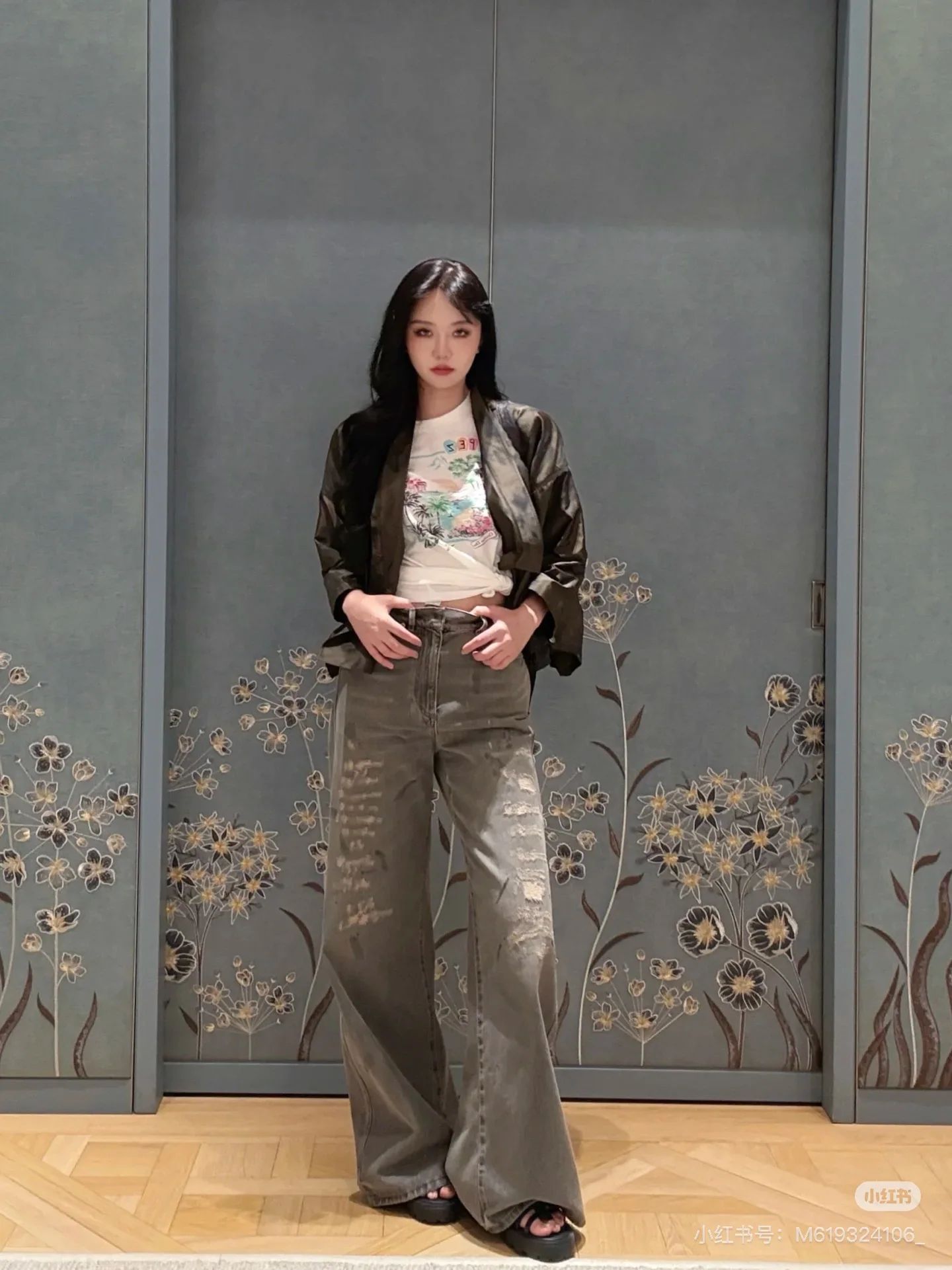 디올 데미지 와이드 레그 면 데님 바지 2025 SS 상세 이미지 8