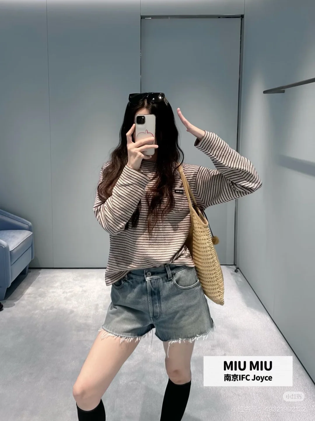 미우미우 자수 포인트 A라인 여성 데님 반바지 상세 이미지 4