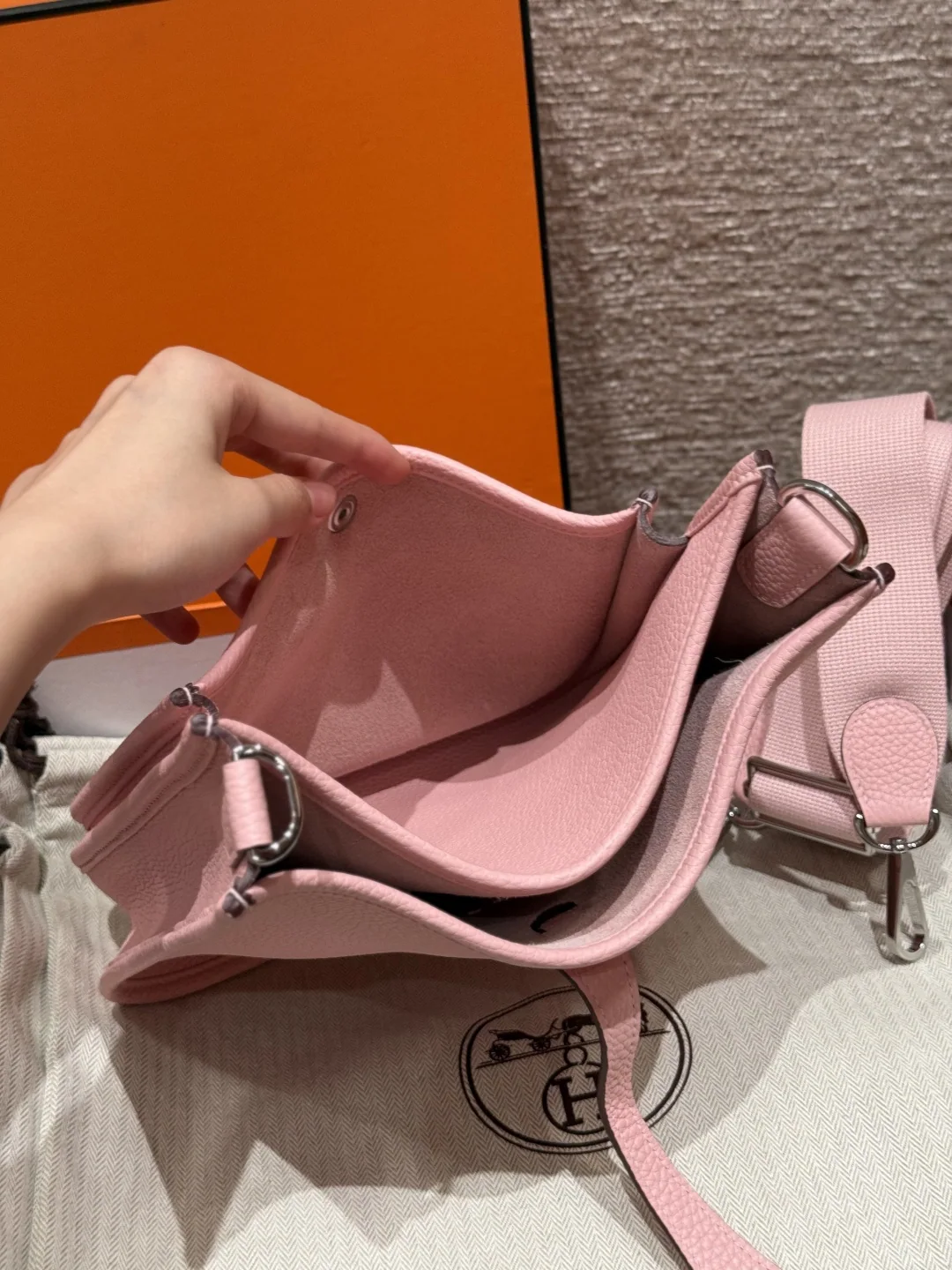 에르메스 에블린 23 로즈 사쿠라 가방 상세 이미지 6