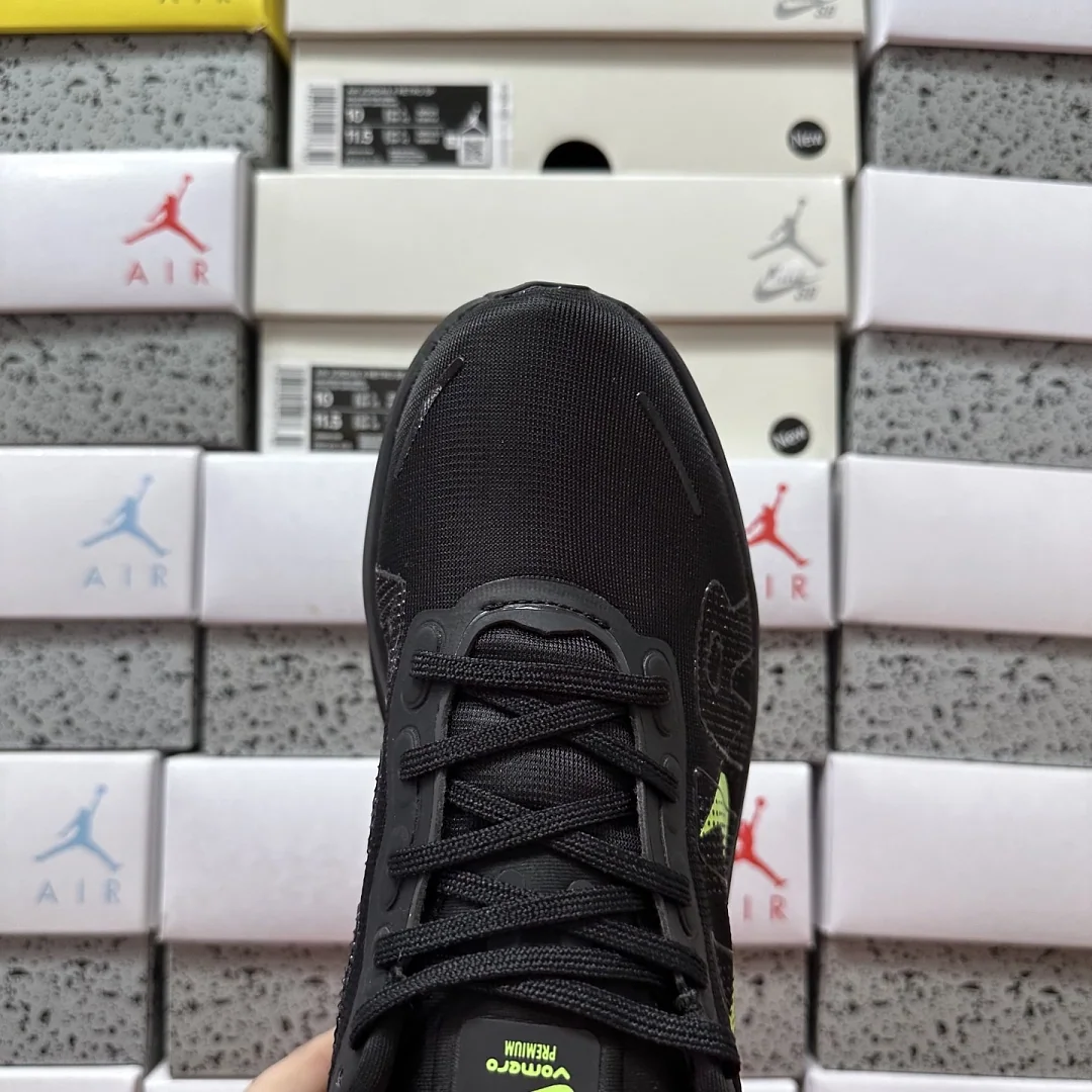 나이키 [5A] 보메로 프리미엄 블랙 옐로우 HQ2050-212 201615 Nike Vomero Premium 상세 이미지 5
