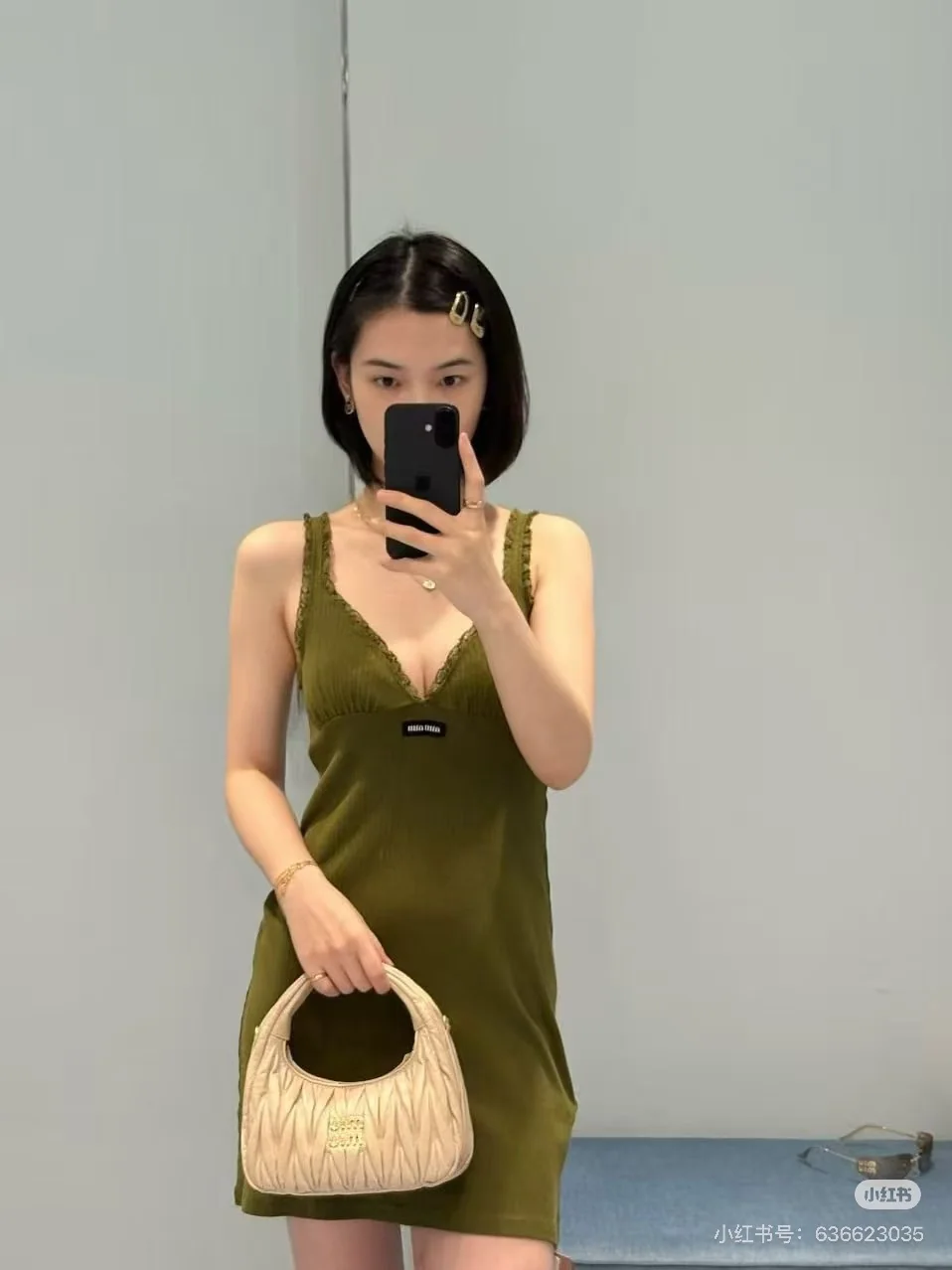 미우미우 그린 레이스 브이넥 원피스 상세 이미지 3