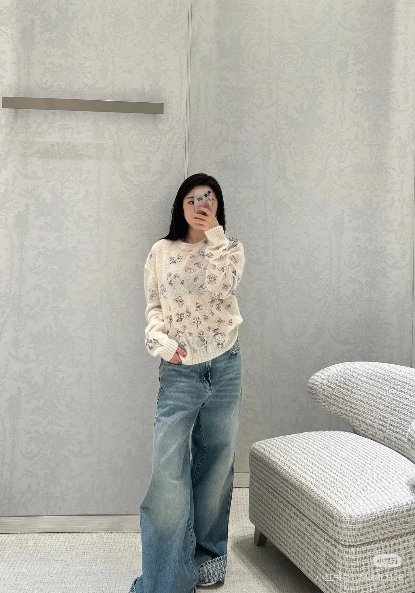 디올 나비 무늬 시스루 알파카 울 니트 상세 이미지 6