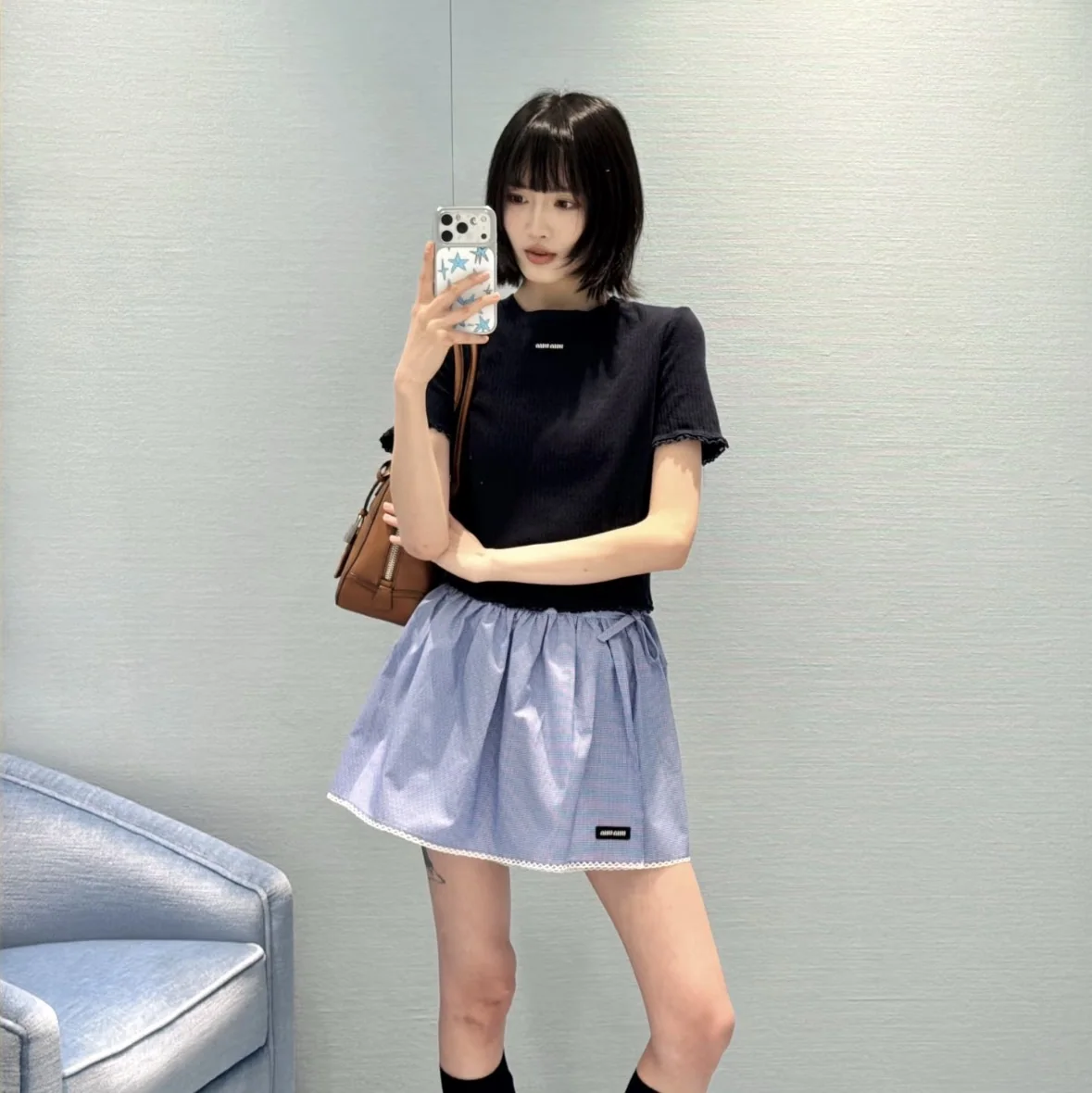 미우미우 레이스 트림 립 크롭 반팔 티셔츠 상세 이미지 1