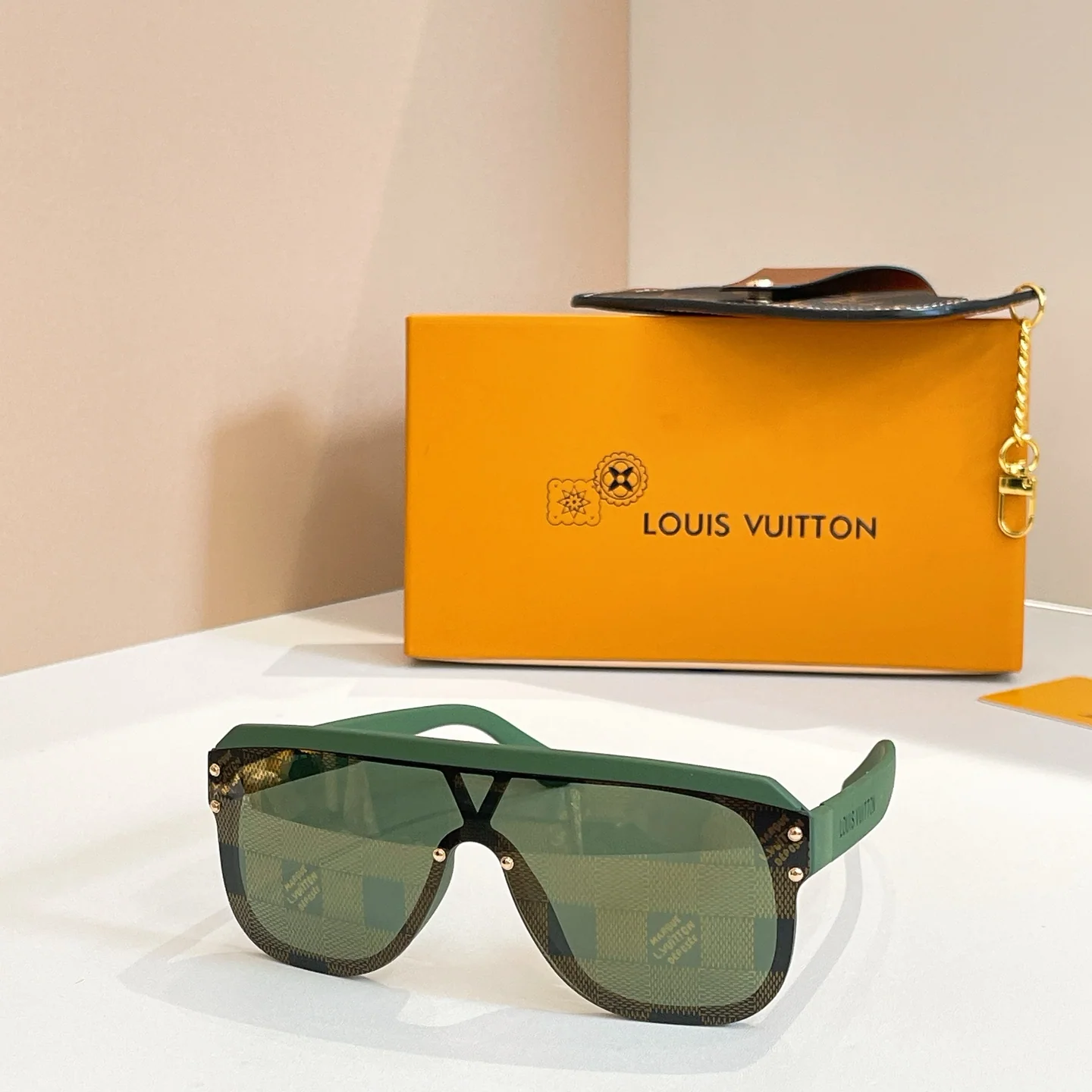 루이비통 선글라스 72910 Louis Vuitton Sunglasses 상세 이미지 1