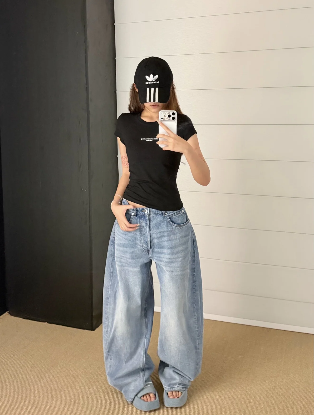 알렉산더왕 레터 반팔 티셔츠 상세 이미지 3