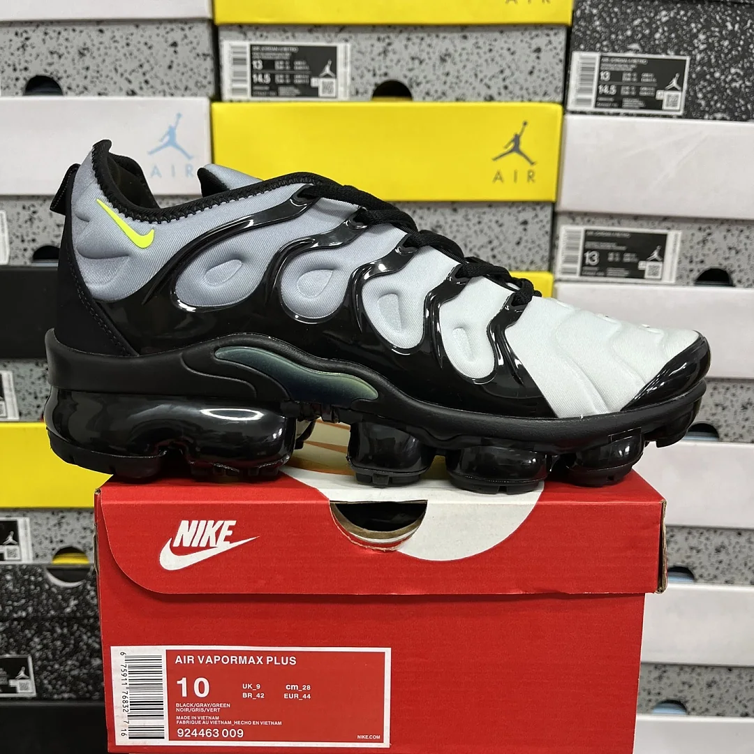 나이키 [OT] 에어 베이퍼맥스 플러스 924463-009 201593 Nike Air VaporMax Plus Black Volt