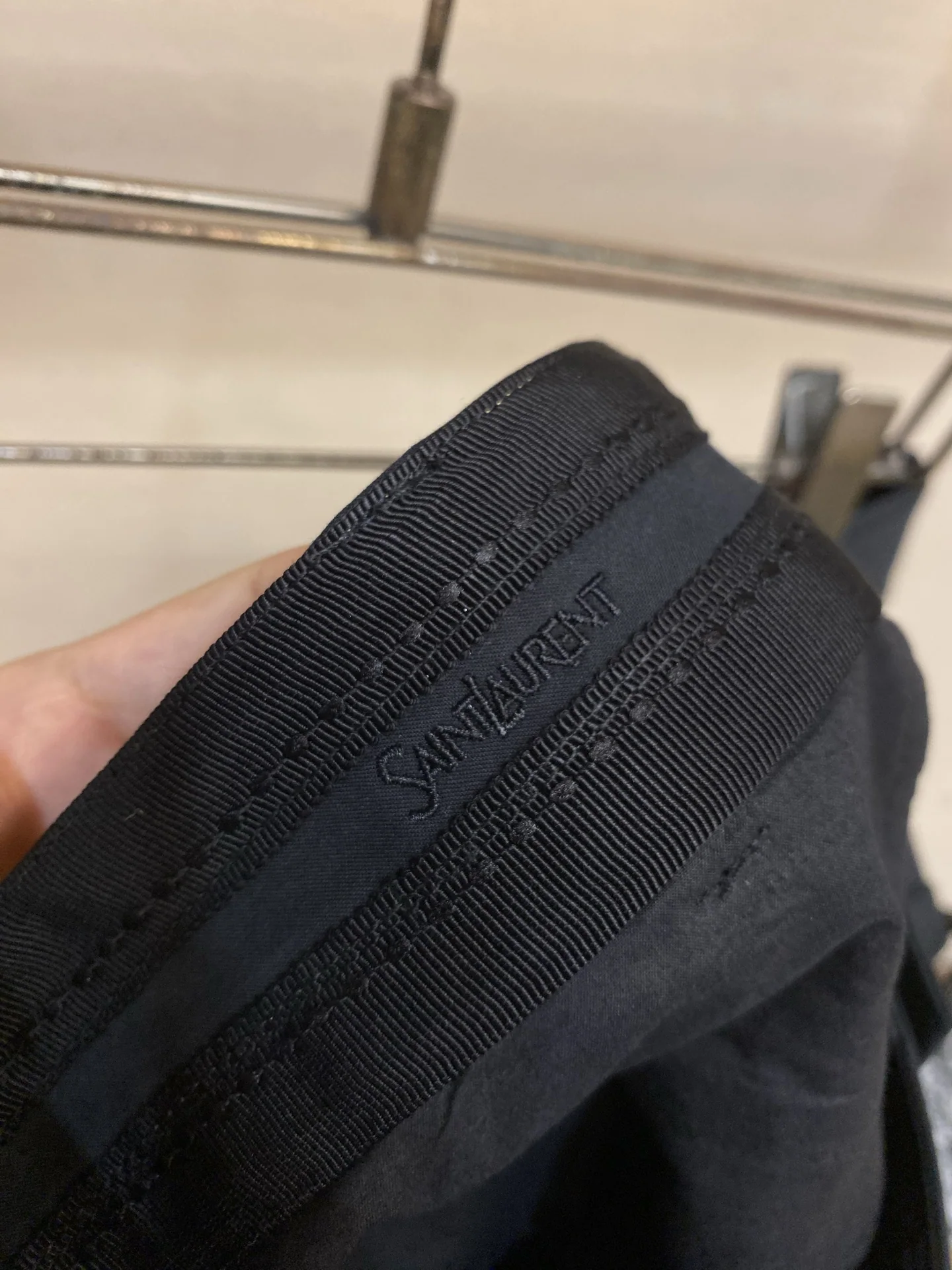 생로랑 코튼 루즈핏 남성 반바지 상세 이미지 6