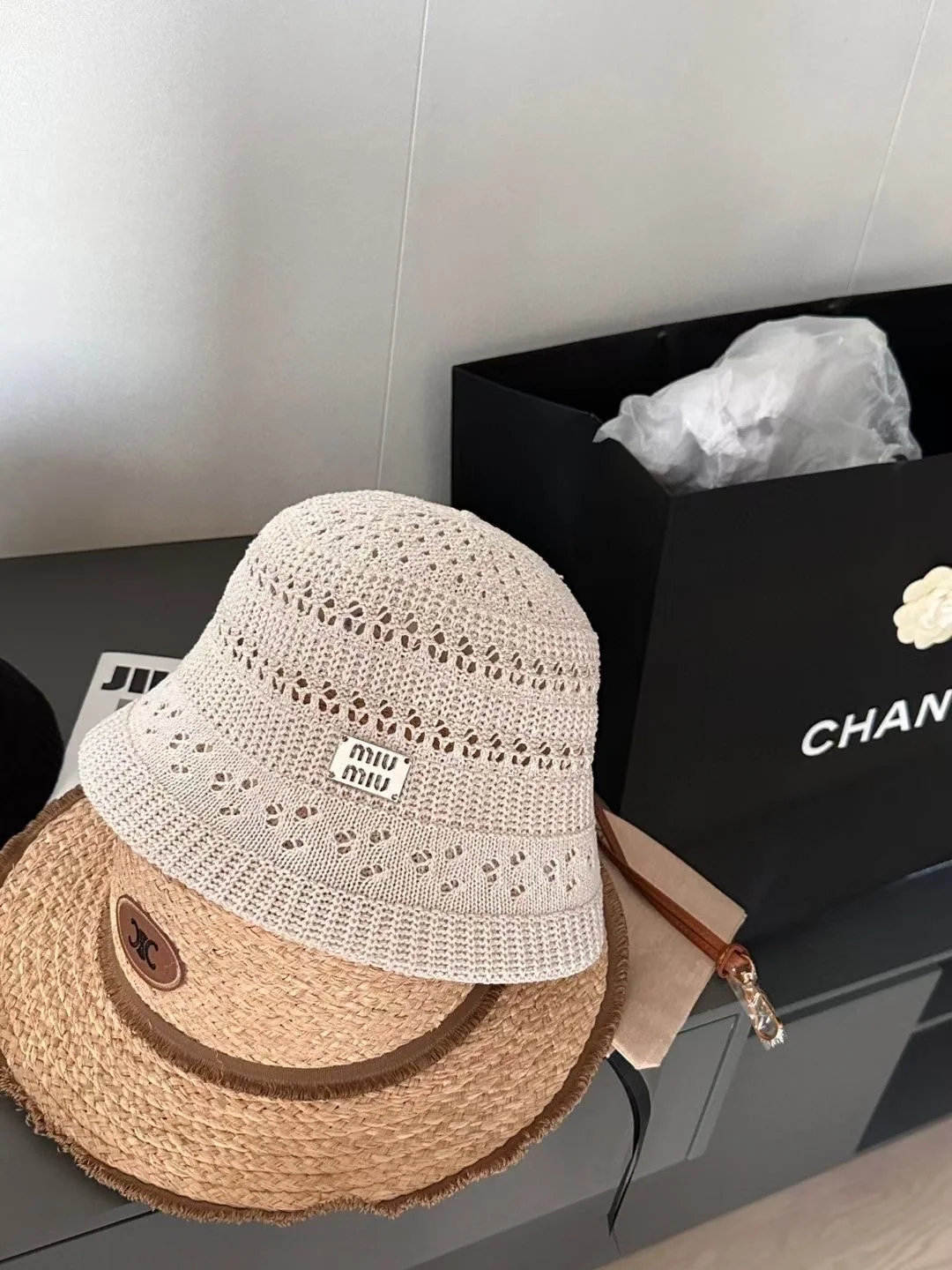 미우미우 모자 81062 Miu Miu Cap 상세 이미지 4
