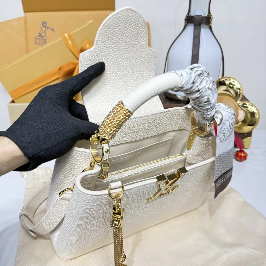 루이비통 캡시뉴 BB 핸드백 M26531 상세 이미지 9
