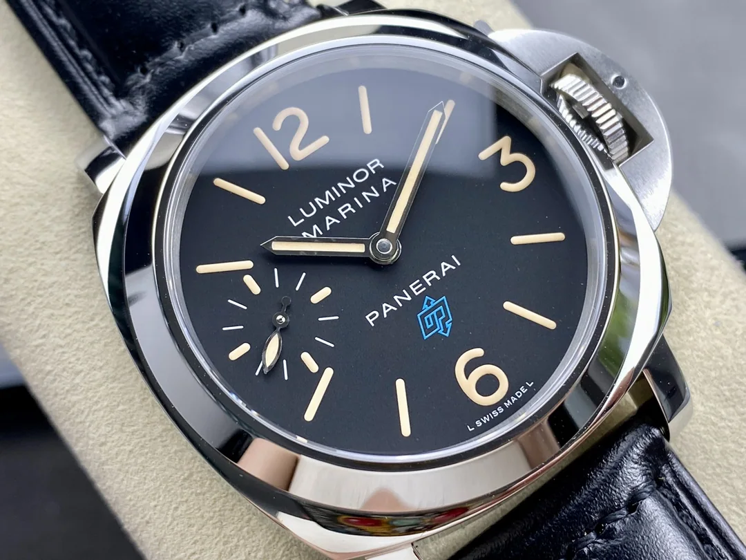 파네라이 PAM631 수동 시계 상세 이미지 2