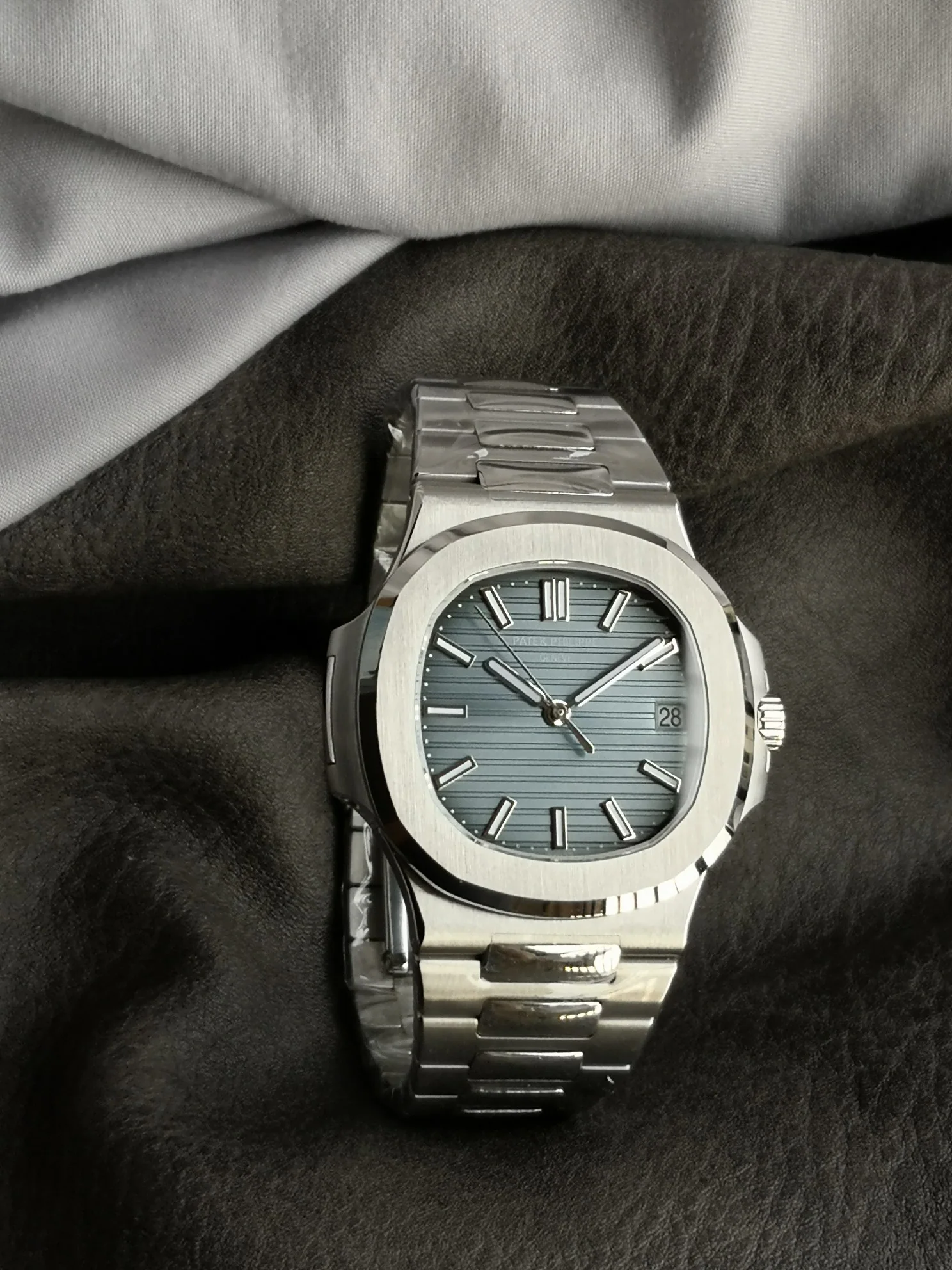 파텍필립 노틸러스 5711 자동 블루 다이얼 스틸 3 K 공장 레플리카 44044 Patek Philippe 상세 이미지 3