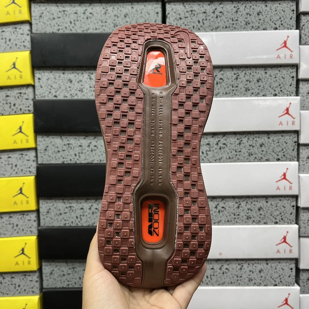 나이키 [5A] 보메로 프리미엄 IQ7314-200 201707 Nike Vomero Premium Renegade 상세 이미지 3