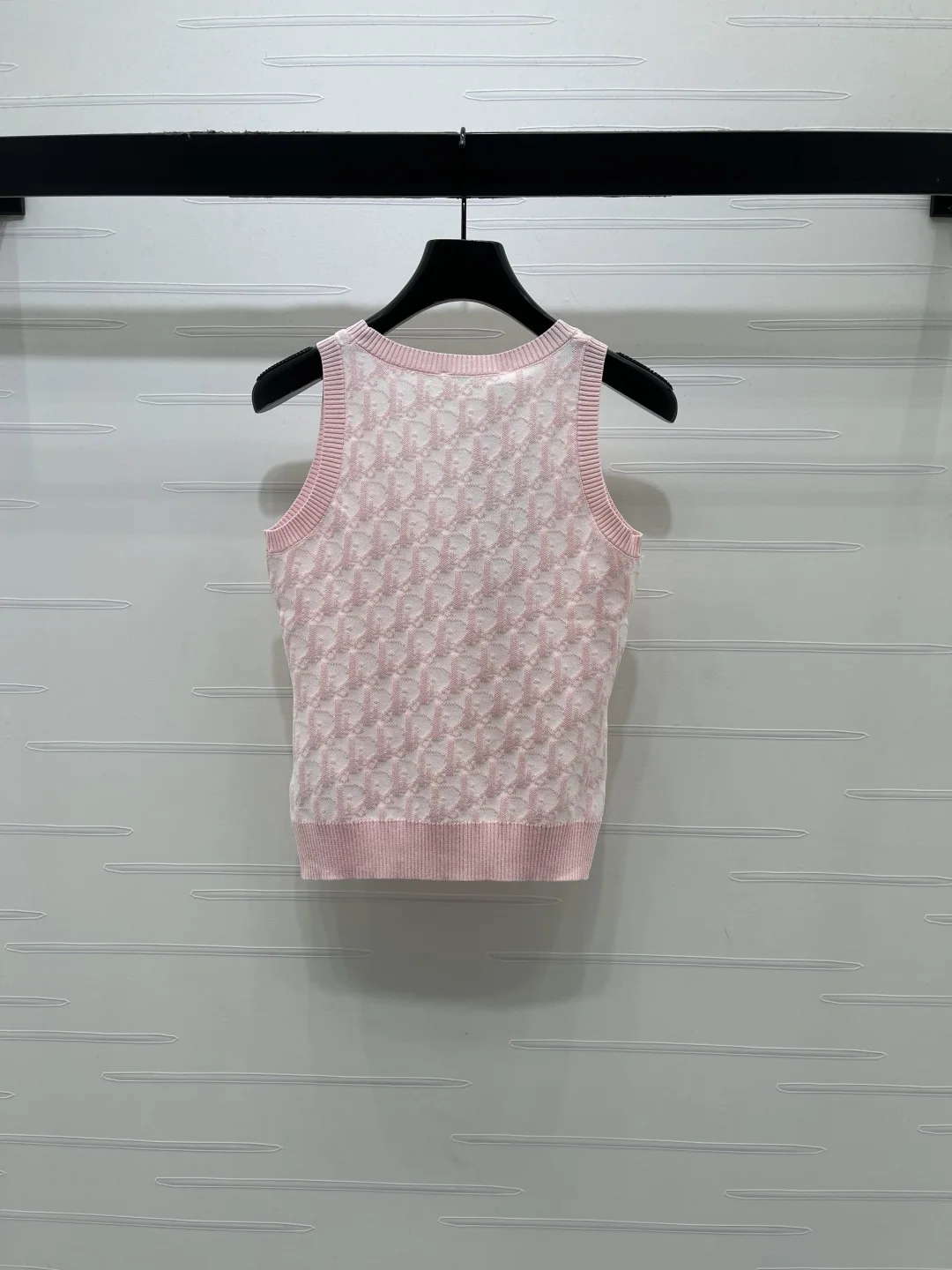 디올 CD 로고 자수 나시 탑 2026 SS 상세 이미지 8