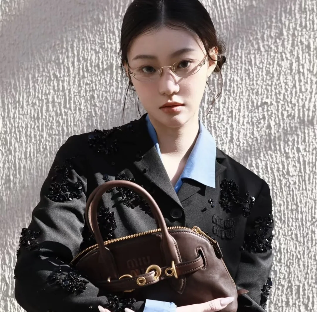 미우미우 51-20-130 선글라스 MUA 54 상세 이미지 2