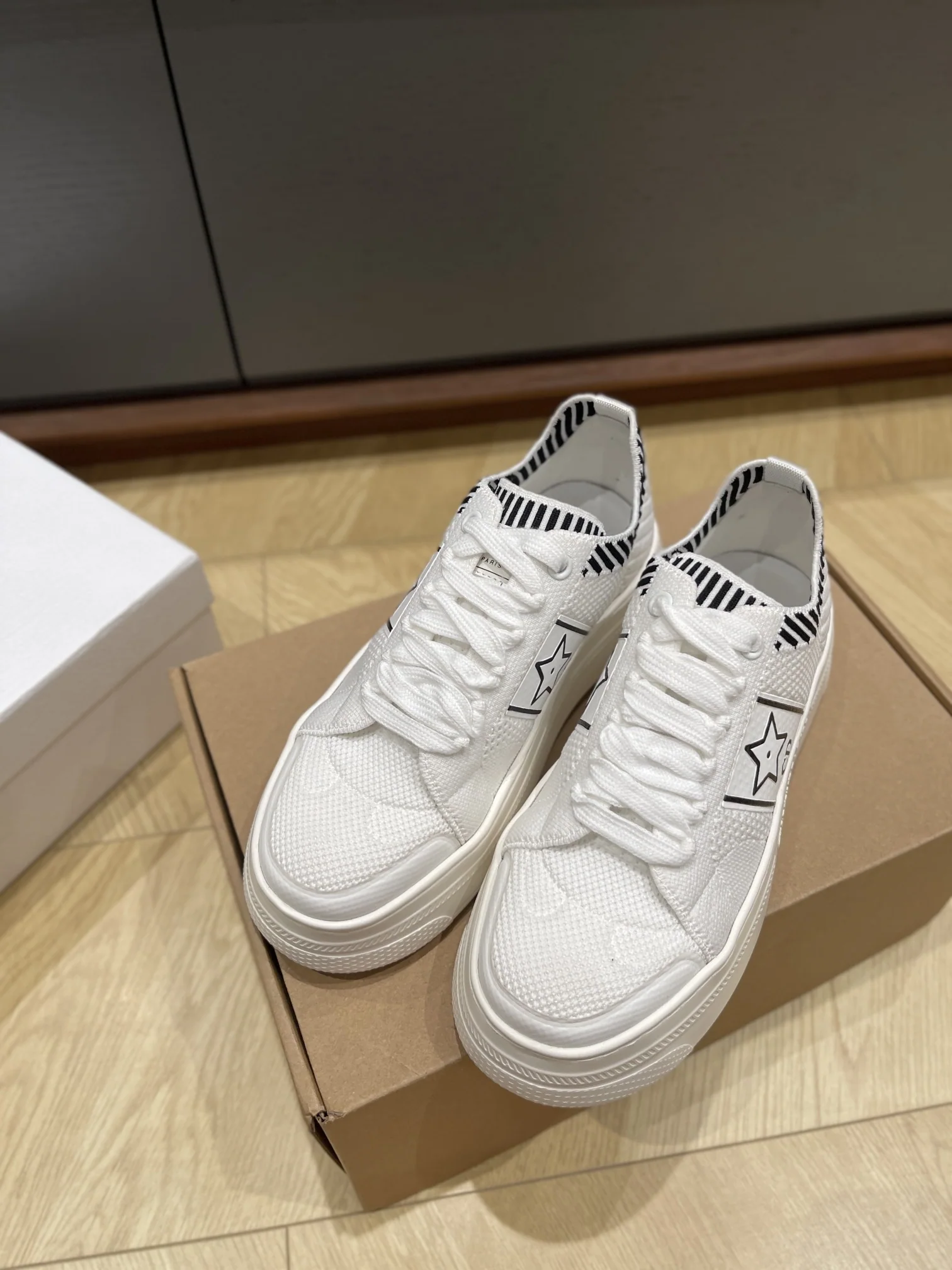 디올 신발 8668 상세 이미지 1