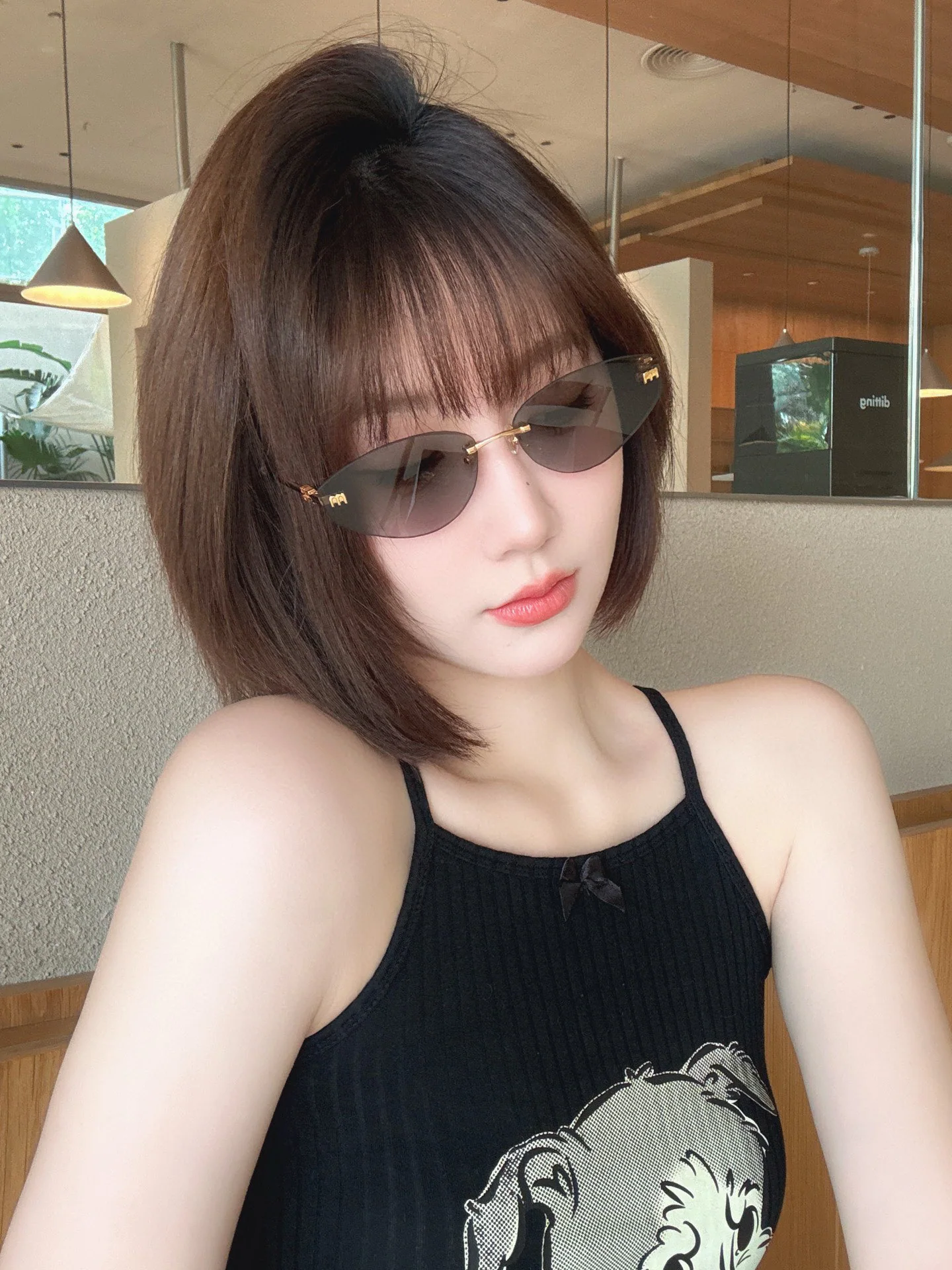 미우미우 VMU 75 ZS 선글라스 상세 이미지 5