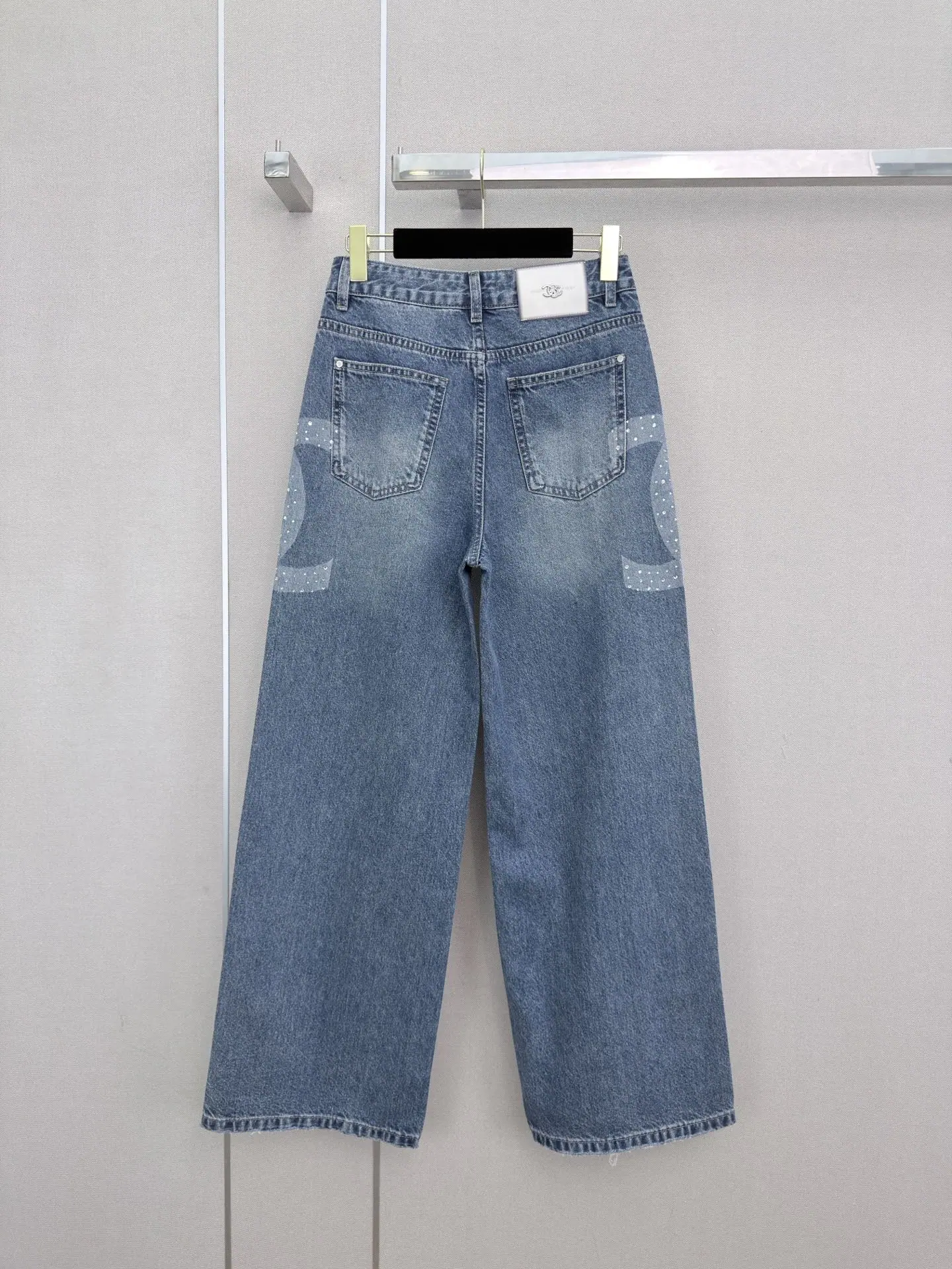 샤넬 라인스톤 더블 C 프린트 스트레이트 레그 여성 바지 상세 이미지 7