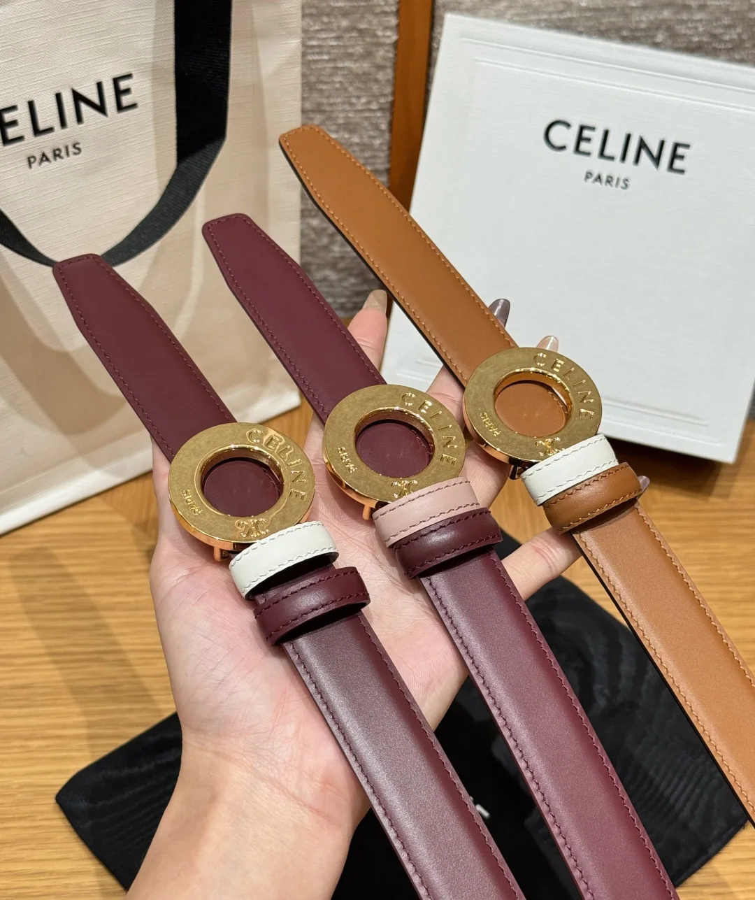 셀린느 차트 디스크 골드 버클 양면 가죽 벨트 25MM 상세 이미지 2