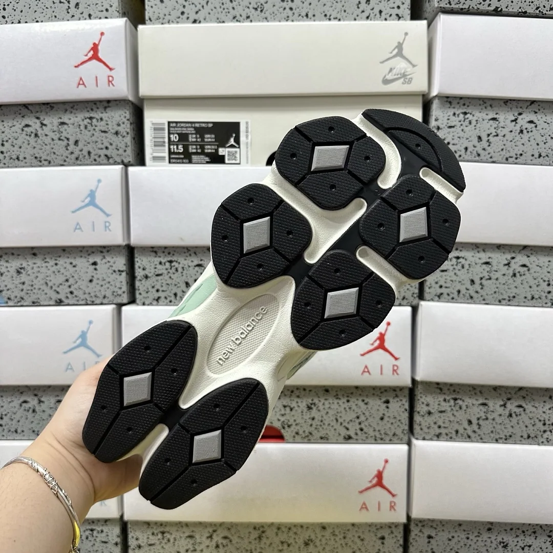 뉴발란스 [C] 9060 U9060FG 202172 New Balance 9060 상세 이미지 5