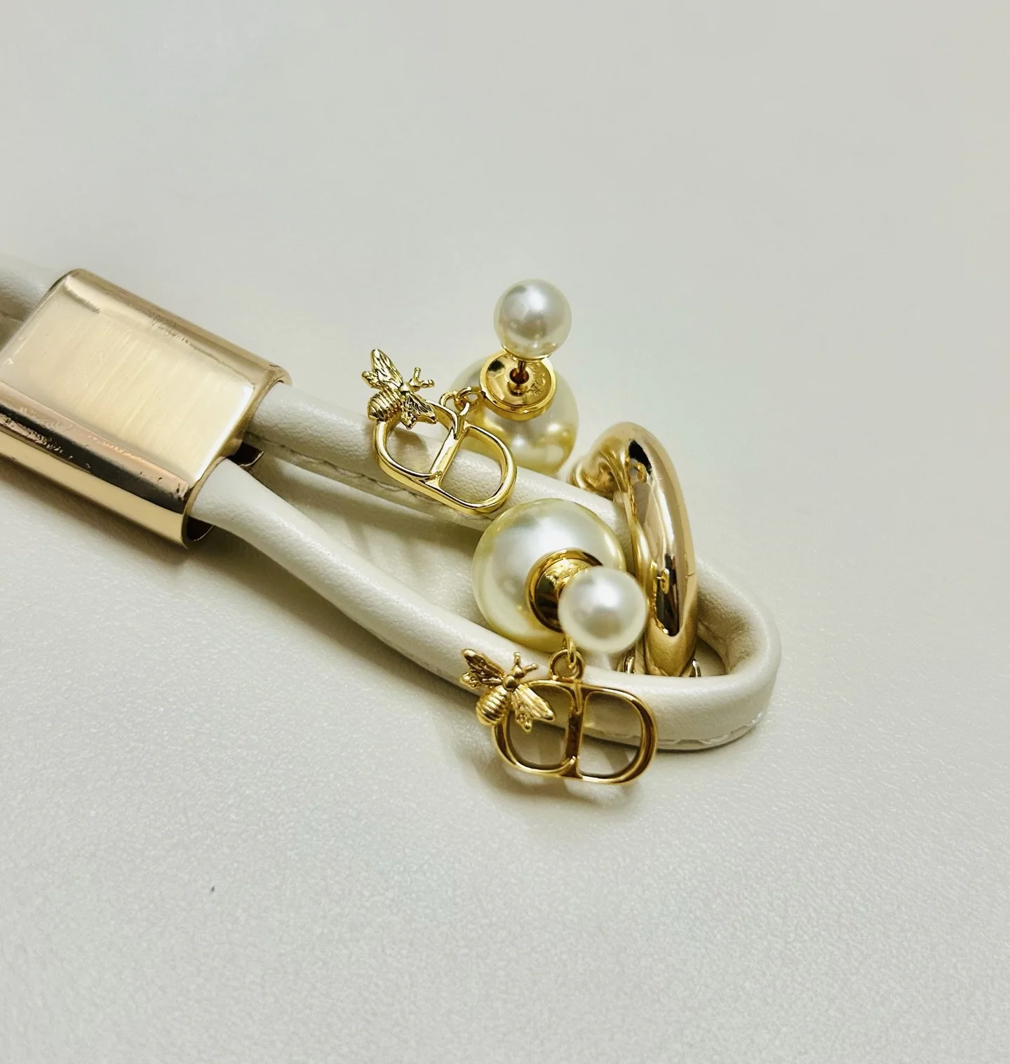 디올 귀걸이 60520 Dior Earrings 상세 이미지 4