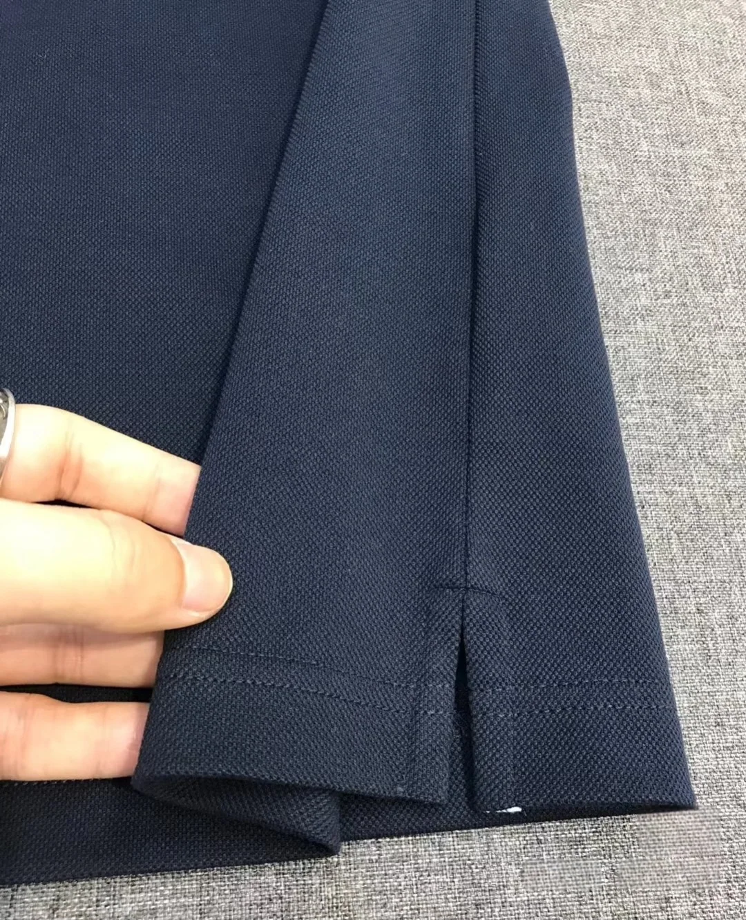 에르메스 페이즐리 패턴 자수 코튼 반팔 티셔츠 상세 이미지 9