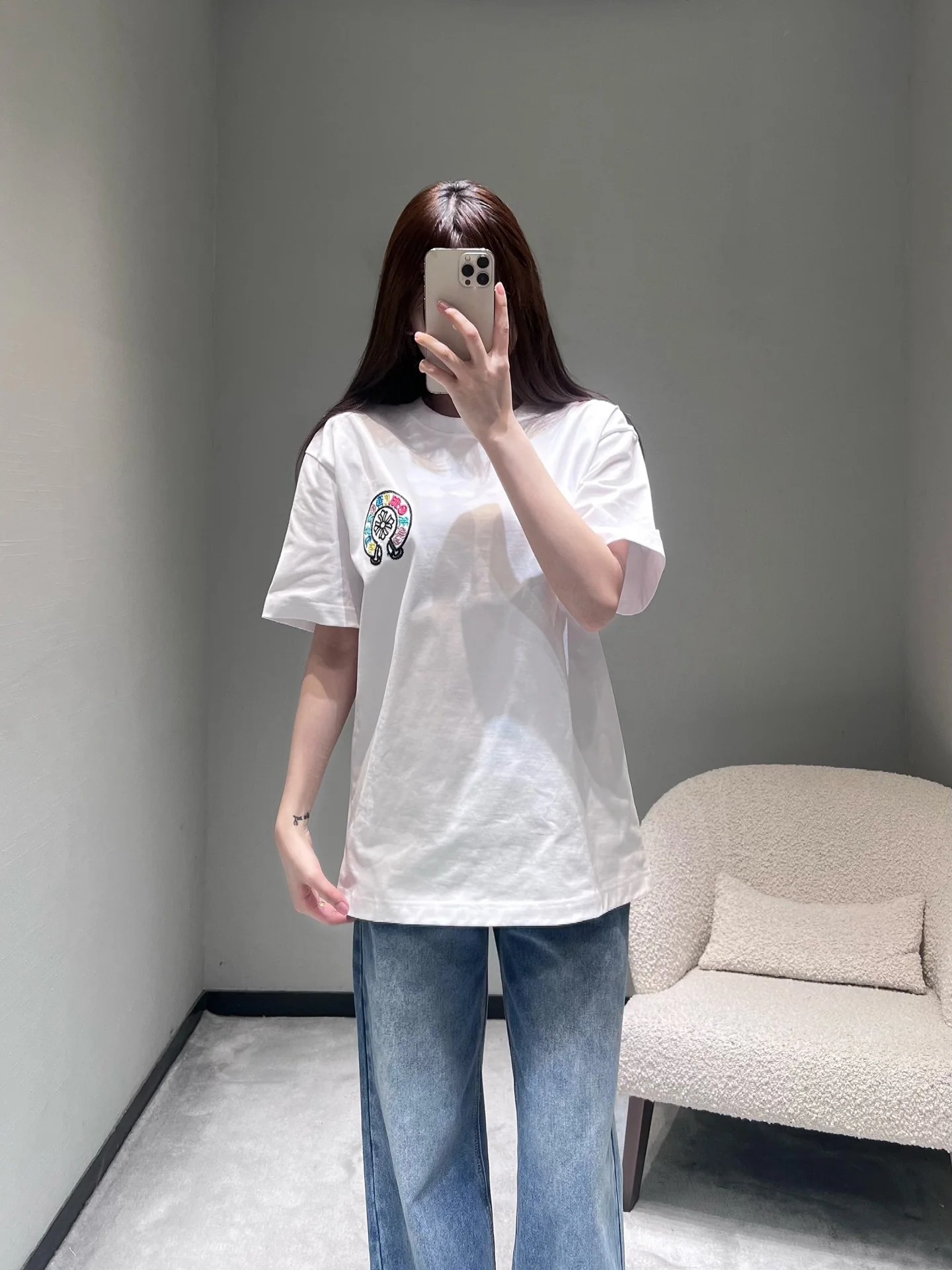 크롬하츠 여성 자수 프린트 오버핏 반팔 티셔츠 상세 이미지 7