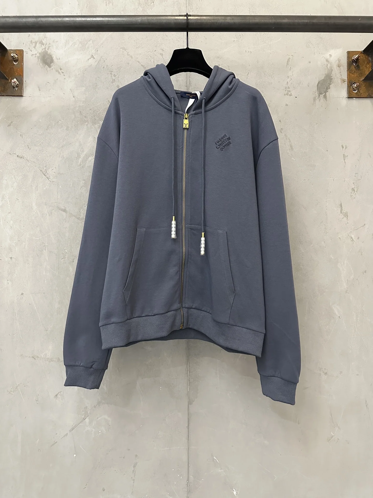 루이비통 자수 지퍼 니트 후디 자켓 24FW