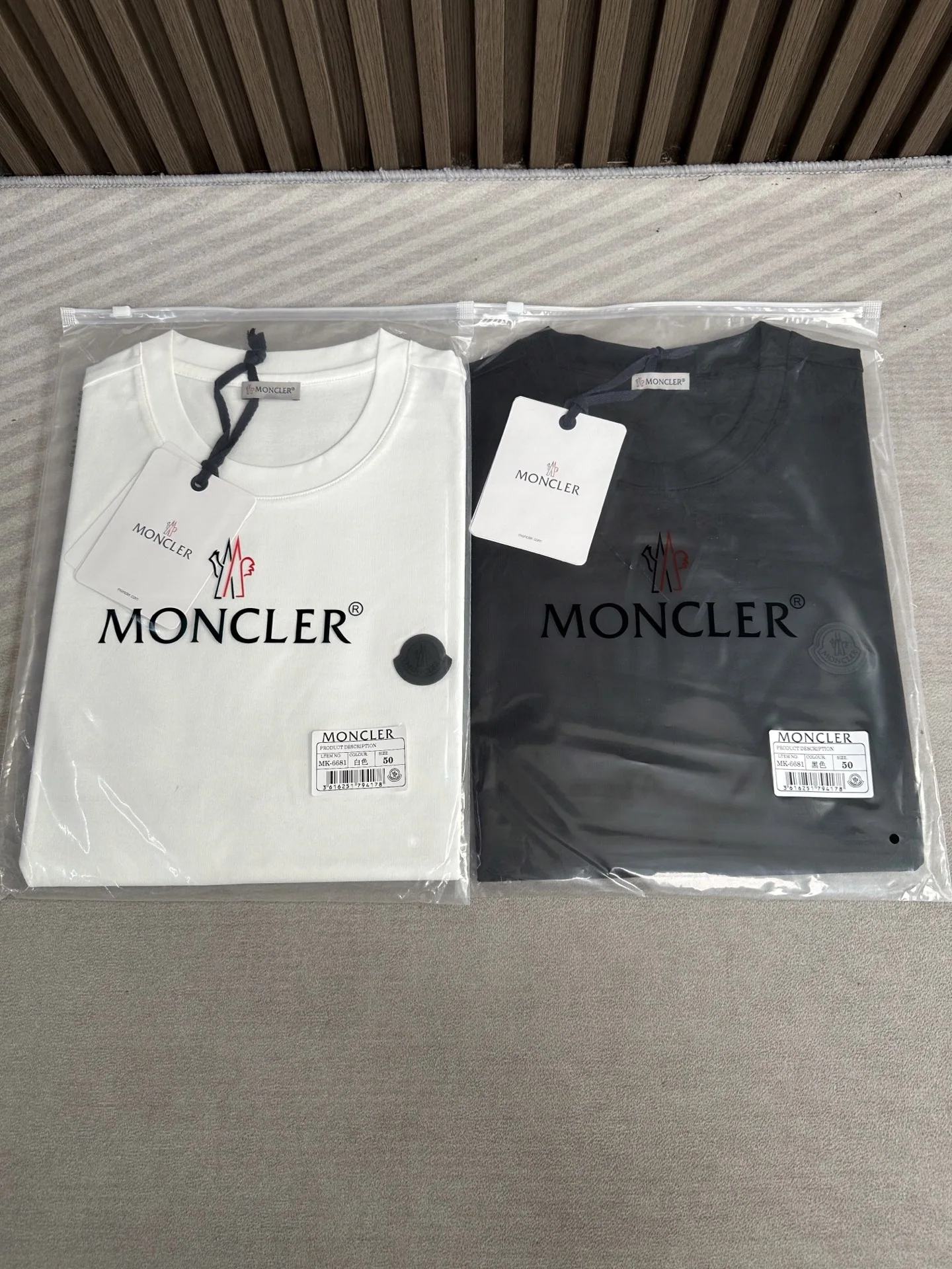 몽클레어 남성 크루넥 반팔 티셔츠 상세 이미지 1