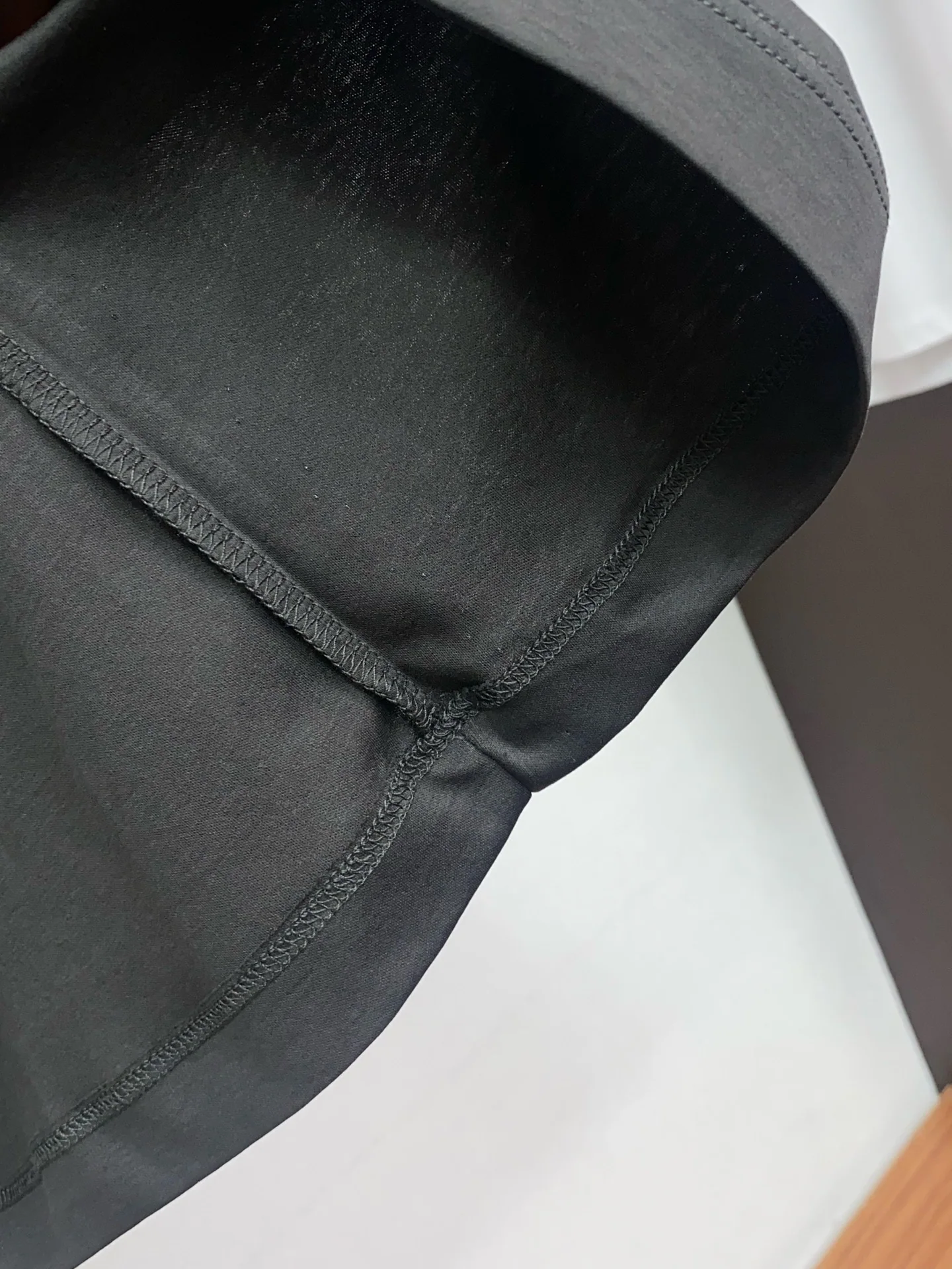 에르메스 남성 코튼 반팔 티셔츠 상세 이미지 6