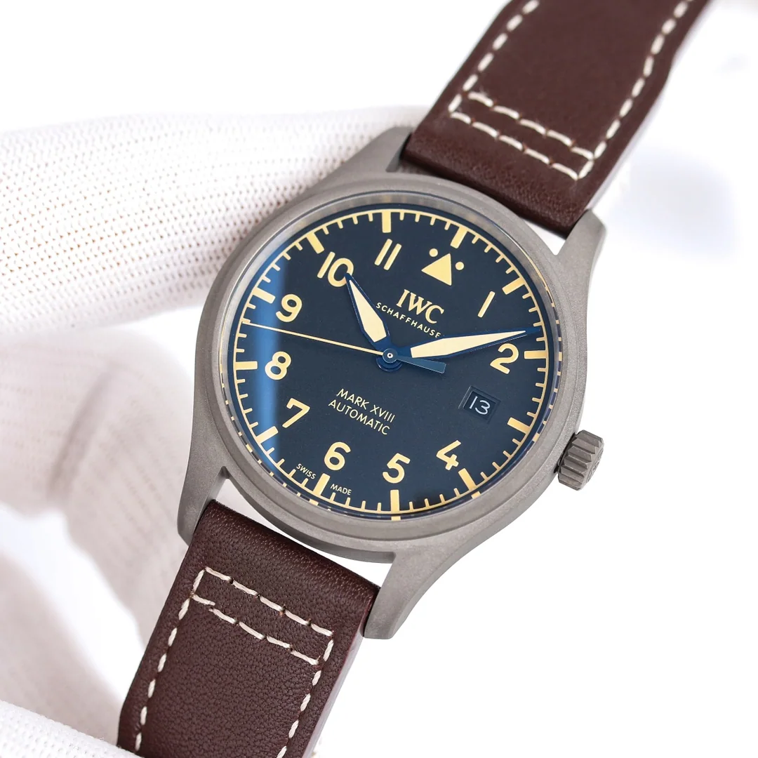 IWC 파일럿 마크 XVIII 티타늄 시계 IW327006 상세 이미지 3