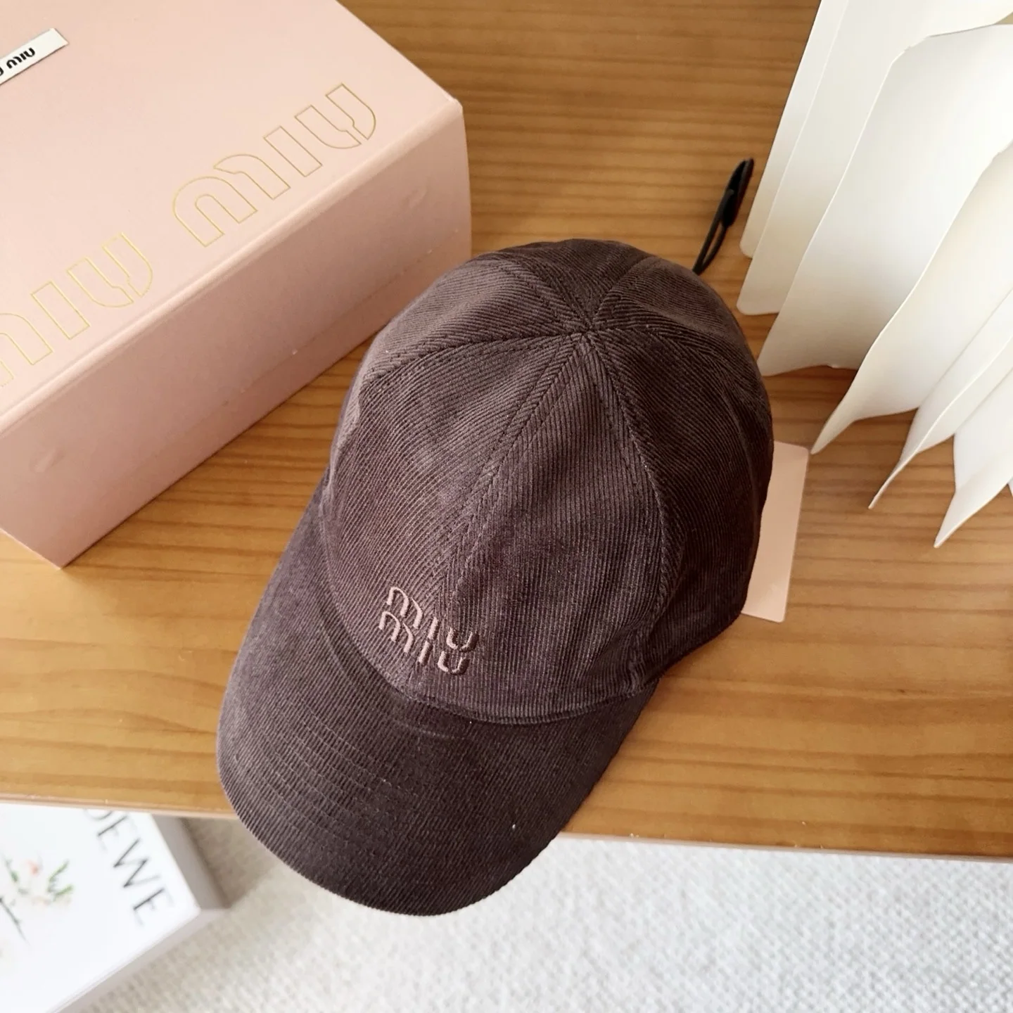 미우미우 모자 81372 Miu Miu Cap 상세 이미지 2