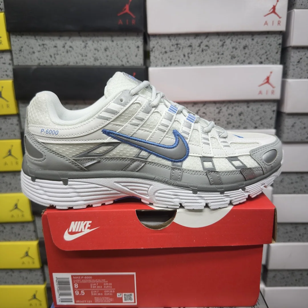 나이키 [PE] P 6000 IR1477-121 201787 Nike P-6000 White Metallic Silver Blue