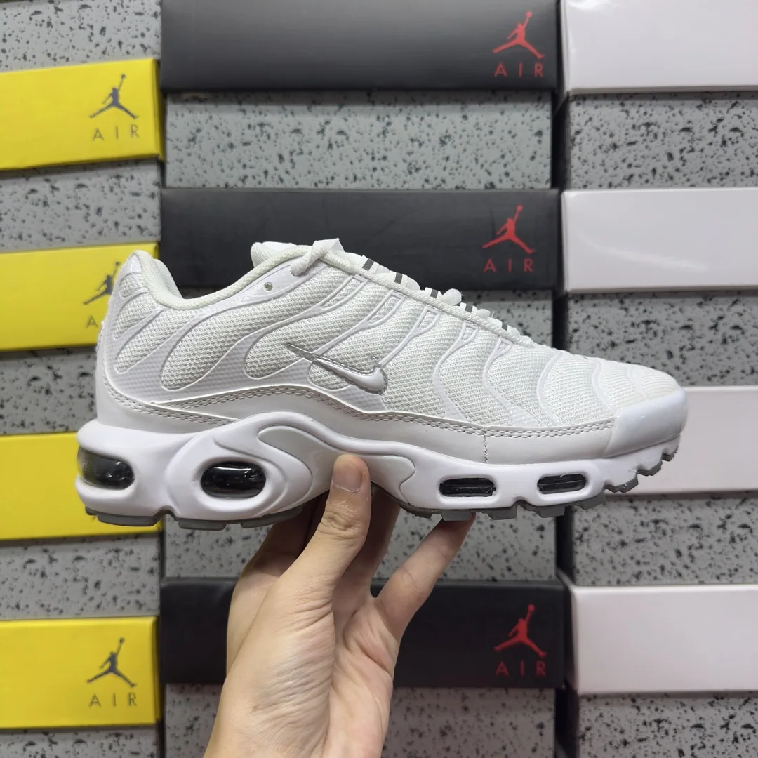 나이키 [BD] 에어 맥스 플러스 604133-139 201898 Nike Air Max Plus White 상세 이미지 4