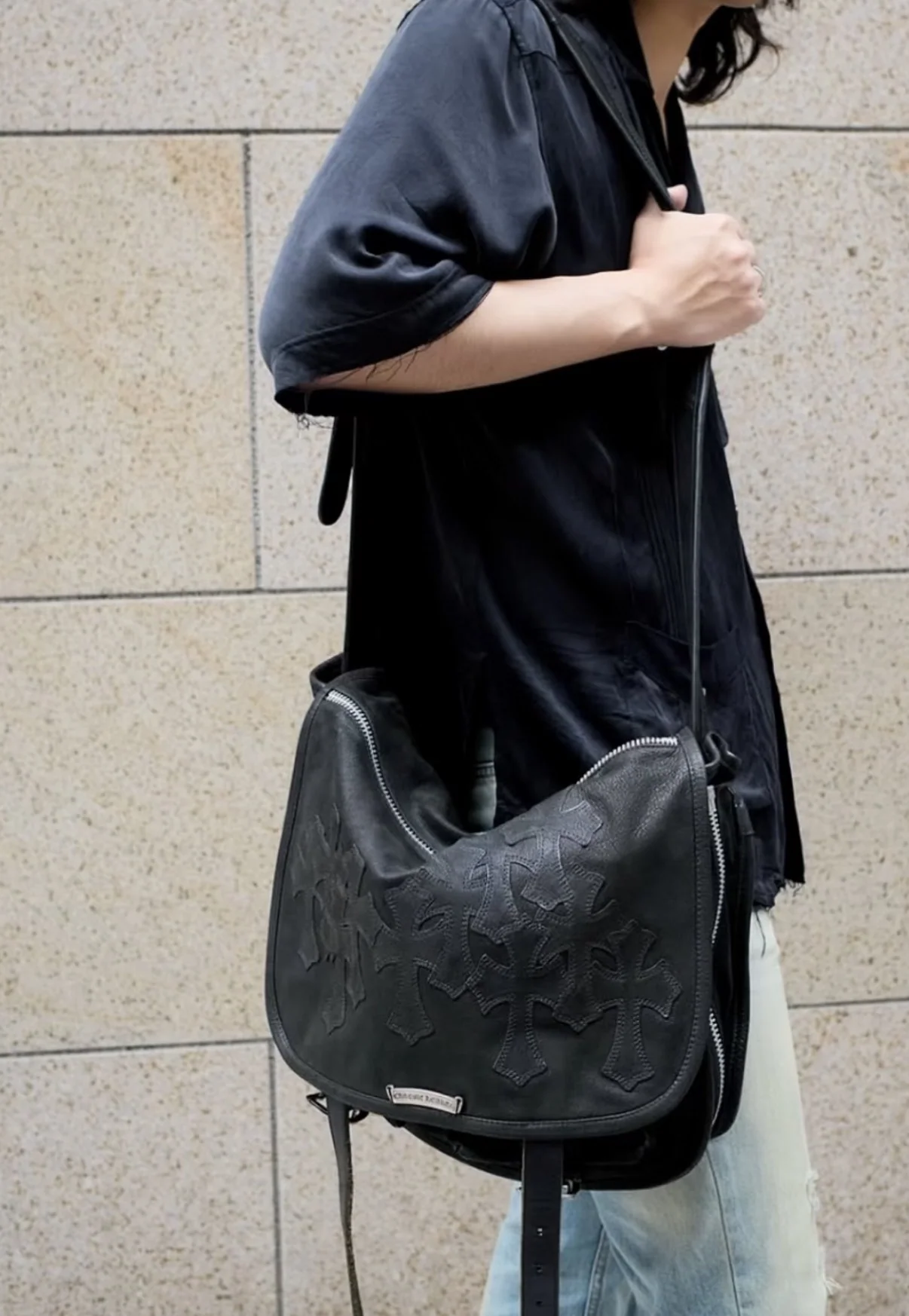 크롬하츠 블랙 가죽 플랩 메신저 가방 상세 이미지 18