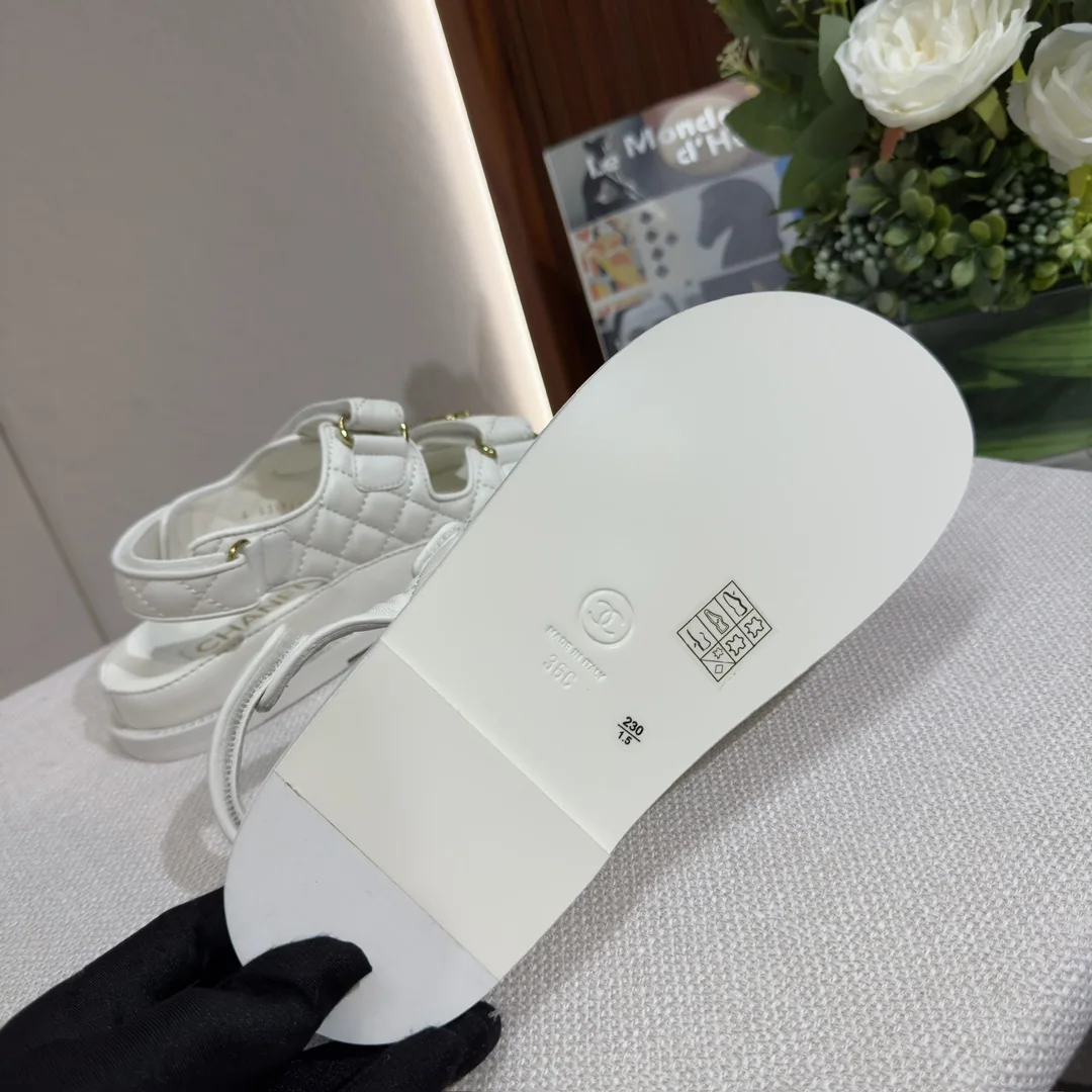 샤넬 더블 C 벨크로 비치 샌달 상세 이미지 7