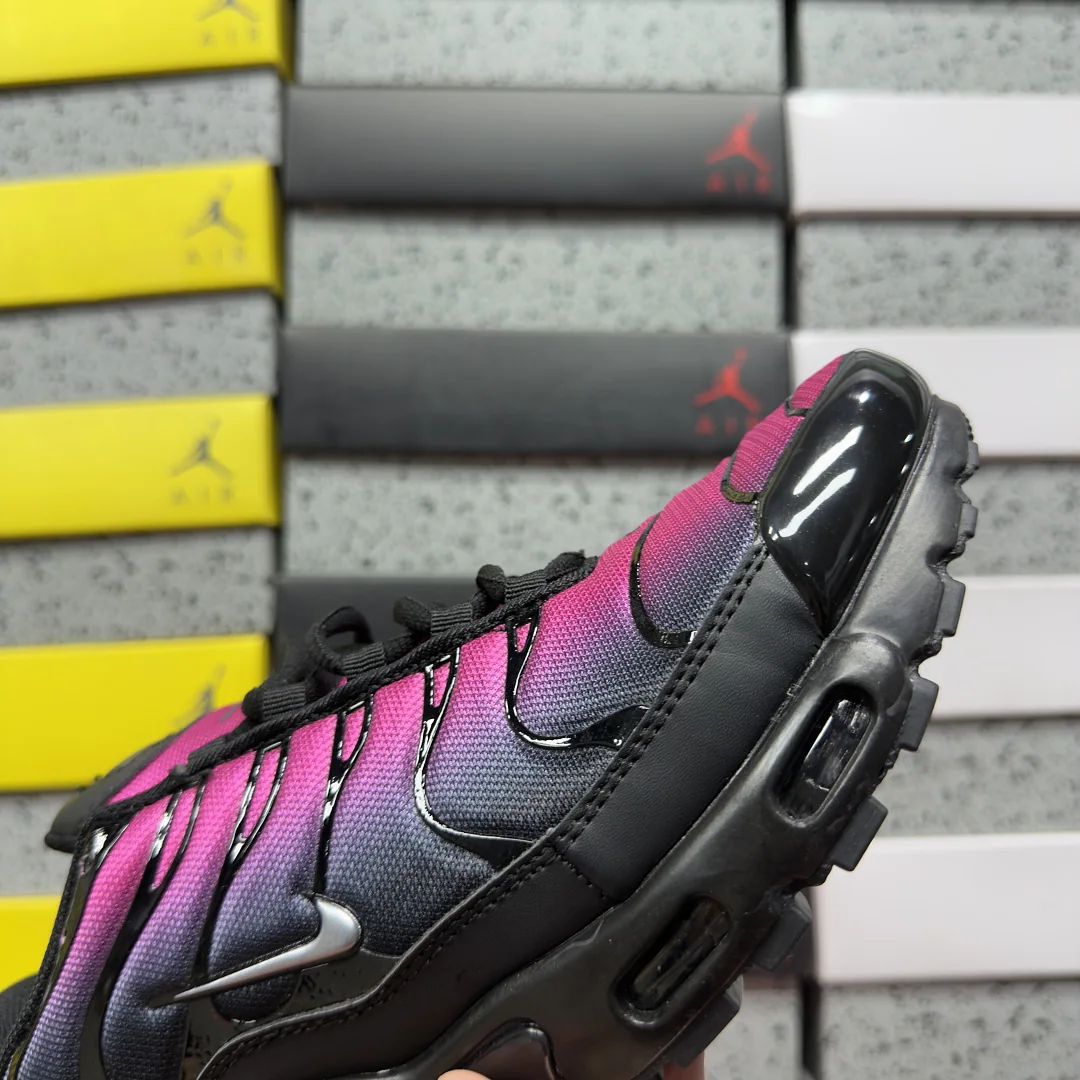 나이키 [BD] 에어 맥스 플러스 FJ5481-010 201841 Nike Air Max Plus Black Pink 상세 이미지 8