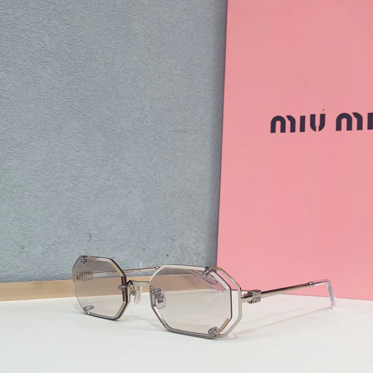 미우미우 선글라스 MU172 AV 73087