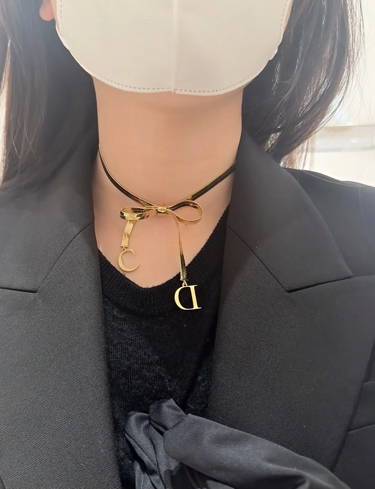 미우미우 골드 리본 장식 목걸이 상세 이미지 9