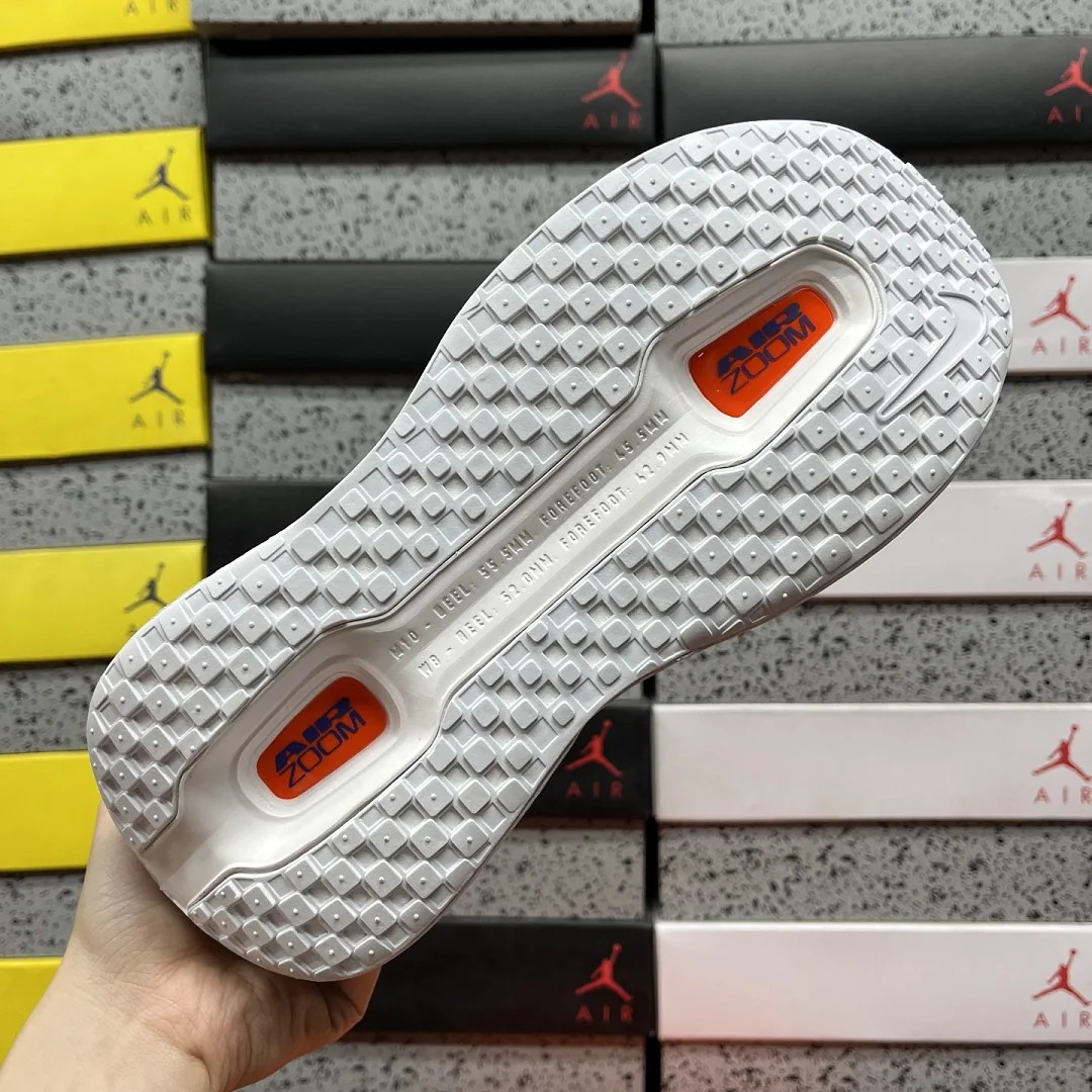 나이키 [CG] 보메로 프리미엄 HQ2050-101 202004 Nike Vomero Premium White Lapis Total Orange 상세 이미지 9