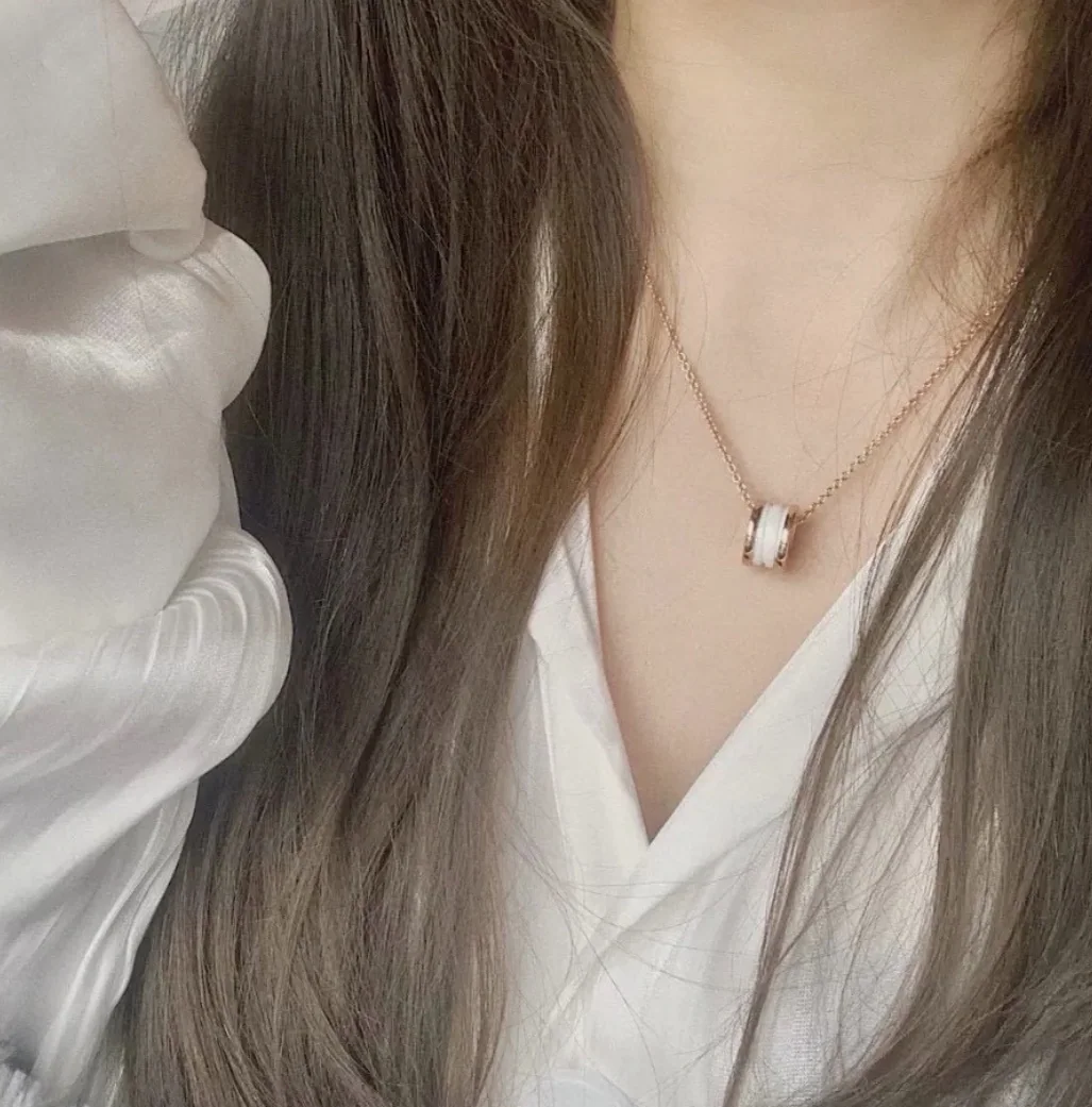 불가리 화이트 세라믹 목걸이 상세 이미지 3