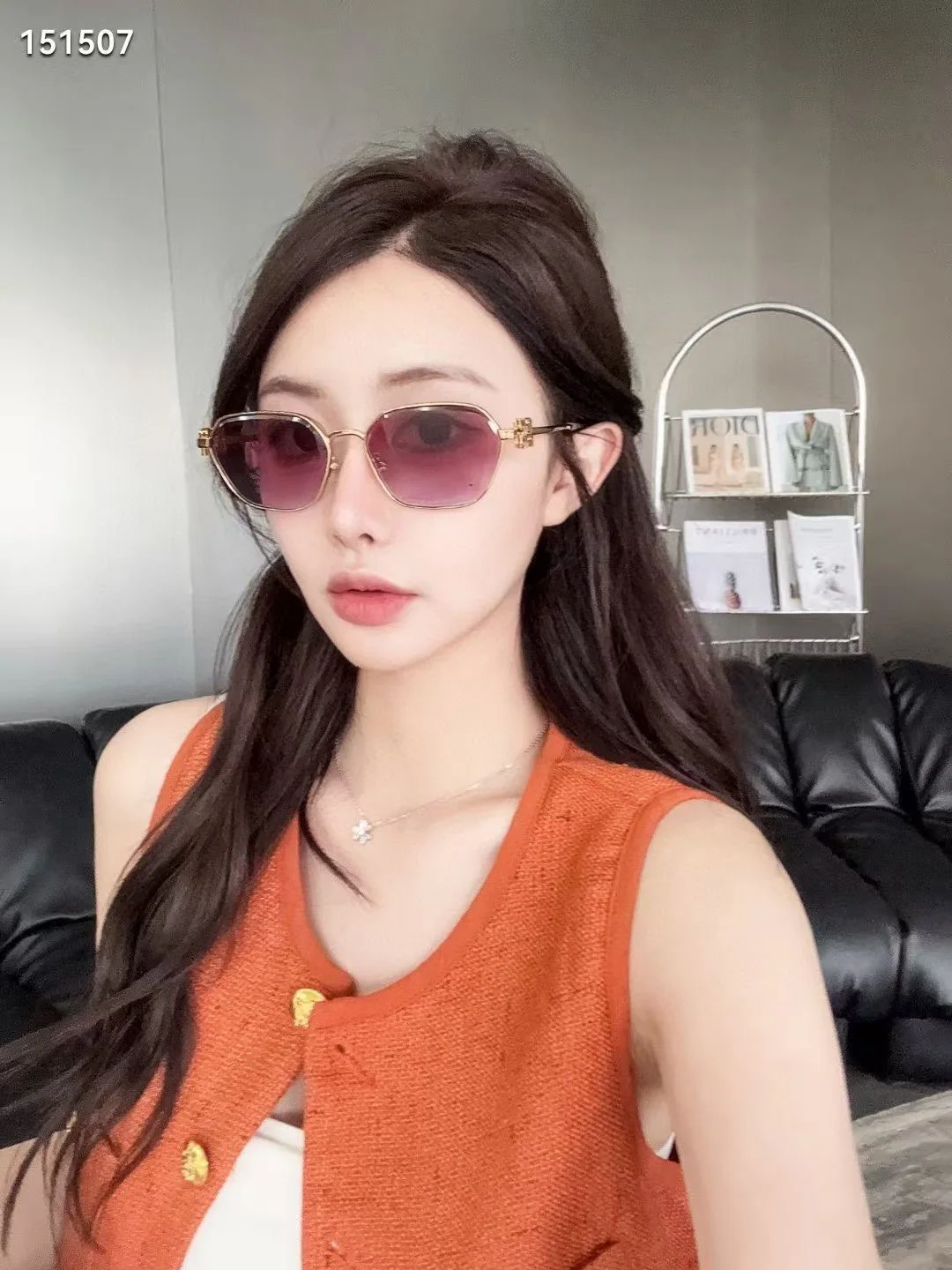 미우미우 MU 55 ZS 선글라스 상세 이미지 4