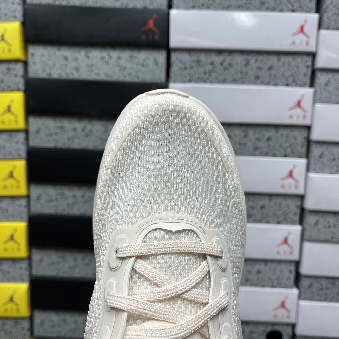 나이키 [M] 보메로 프리미엄 IQ8102-100 201659 Nike Vomero Premium Chalk 상세 이미지 2