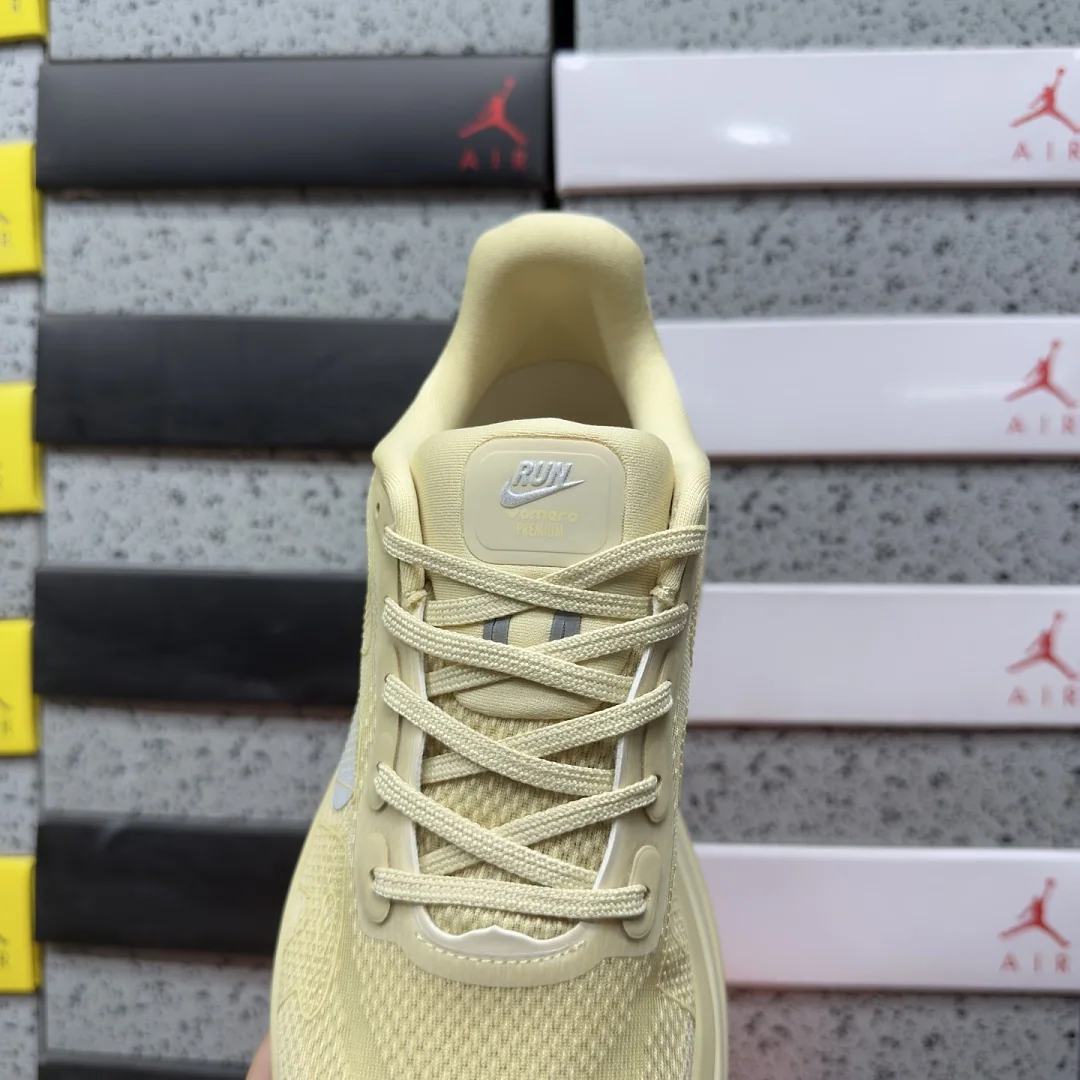 나이키 [5A] 보메로 프리미엄 IM8334-200 201786 Nike Vomero Premium 상세 이미지 5