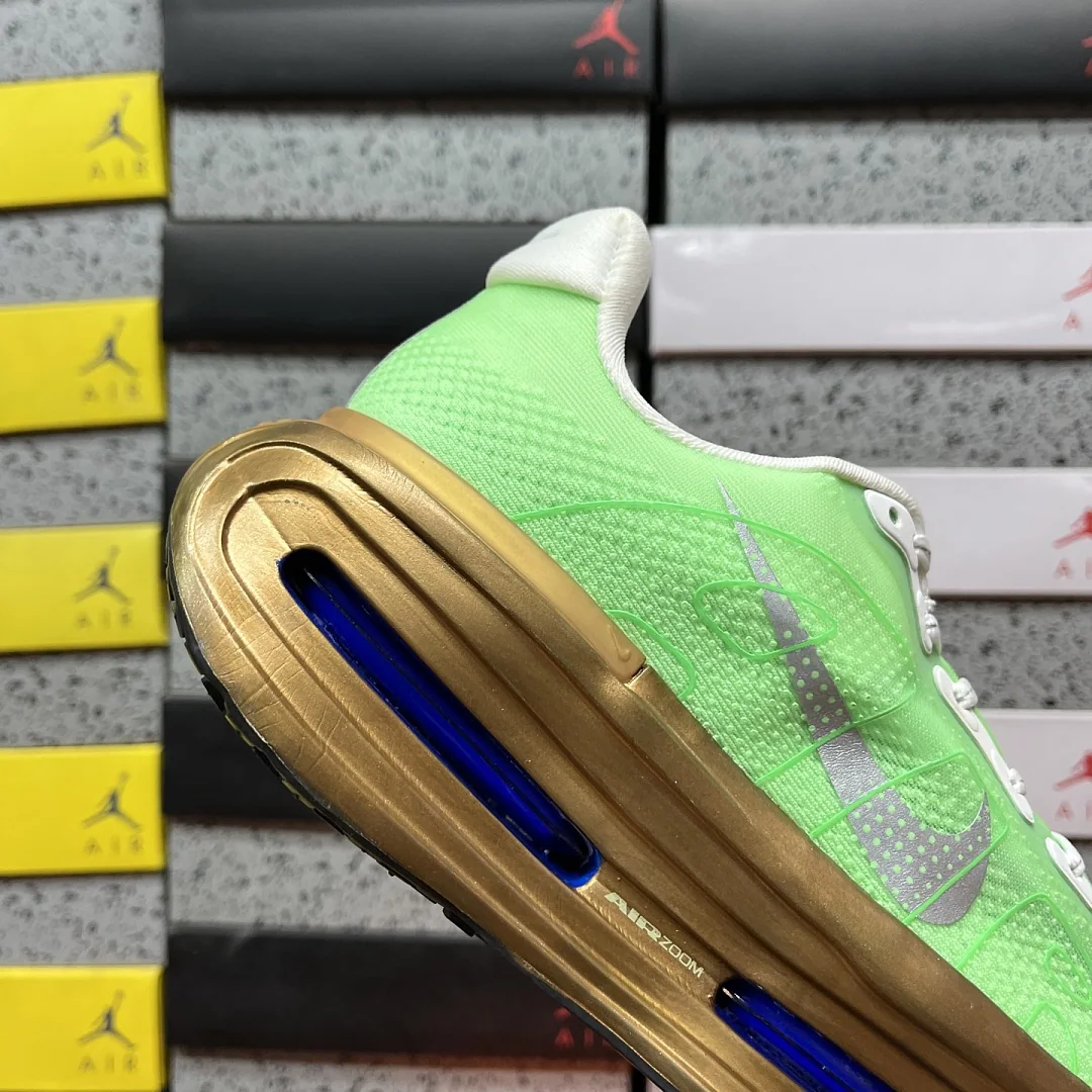 나이키 [CG] 보메로 프리미엄 HQ2050-307 201996 Nike Vomero Premium 상세 이미지 9