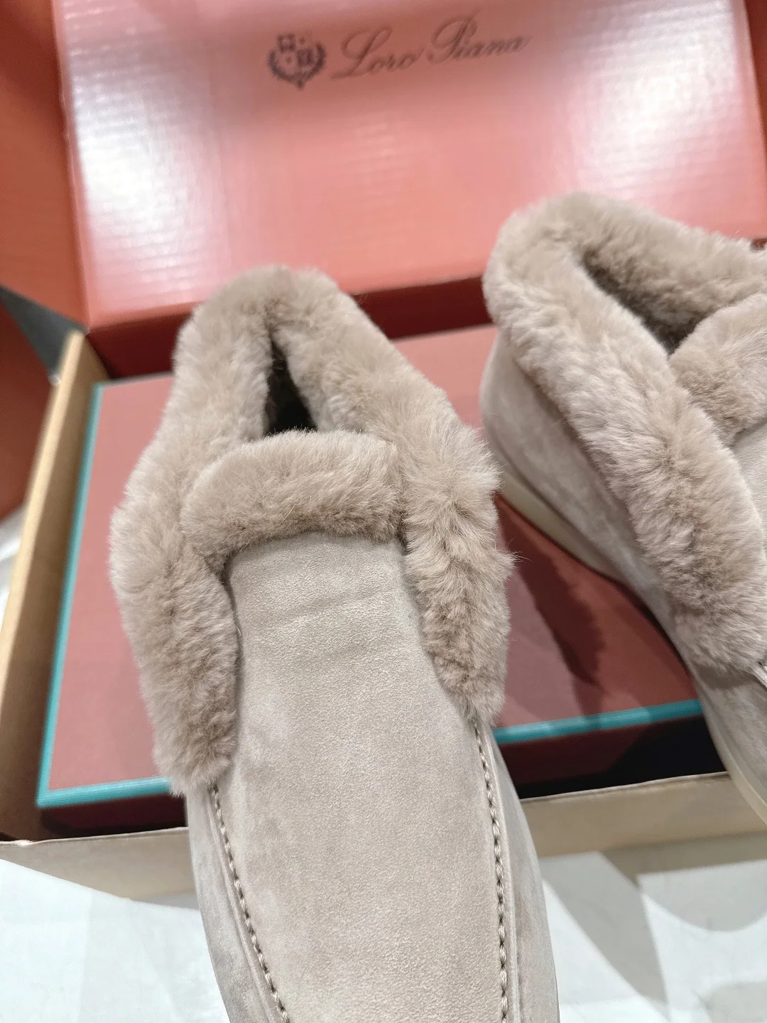 로로피아나 니트 어퍼 소가죽 미드솔 로퍼 상세 이미지 6