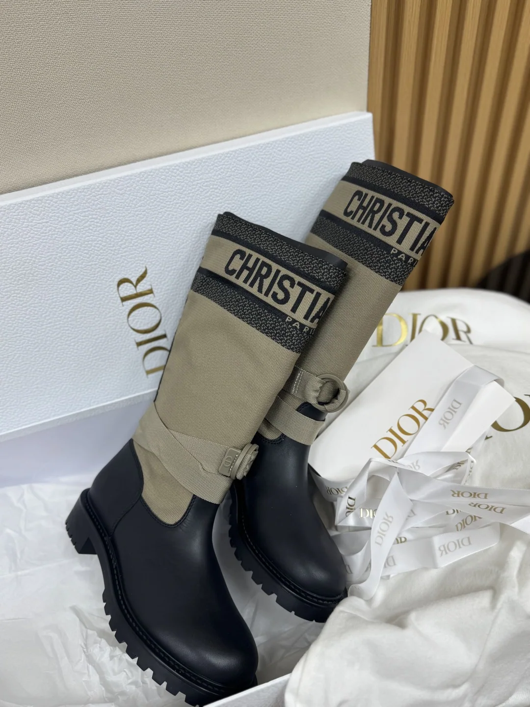 디올 D-메저 클래식 라이더 부츠 상세 이미지 4