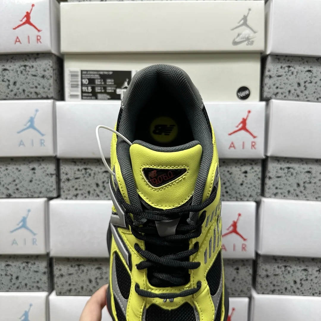 뉴발란스 [C] 9060 U9060NRG 202139 New Balance 9060 상세 이미지 9