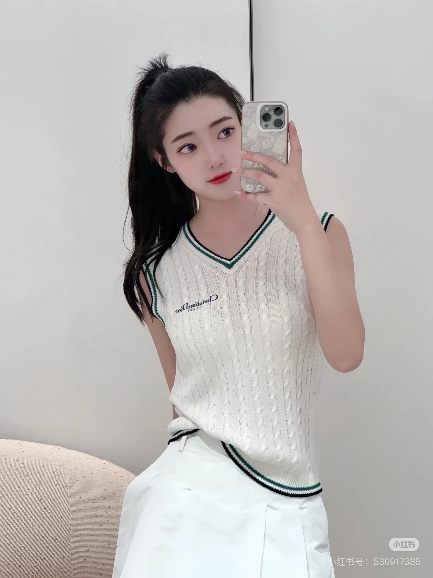 디올 레트로 케이블 V넥 니트 베스트 25 FW 상세 이미지 2